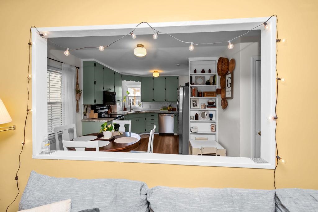 430 Booth Ave, Owensboro, Kentucky 42301, 4 Bedrooms Bedrooms, ,2 BathroomsBathrooms,Single Family Residence,For Sale,Booth Ave,92955