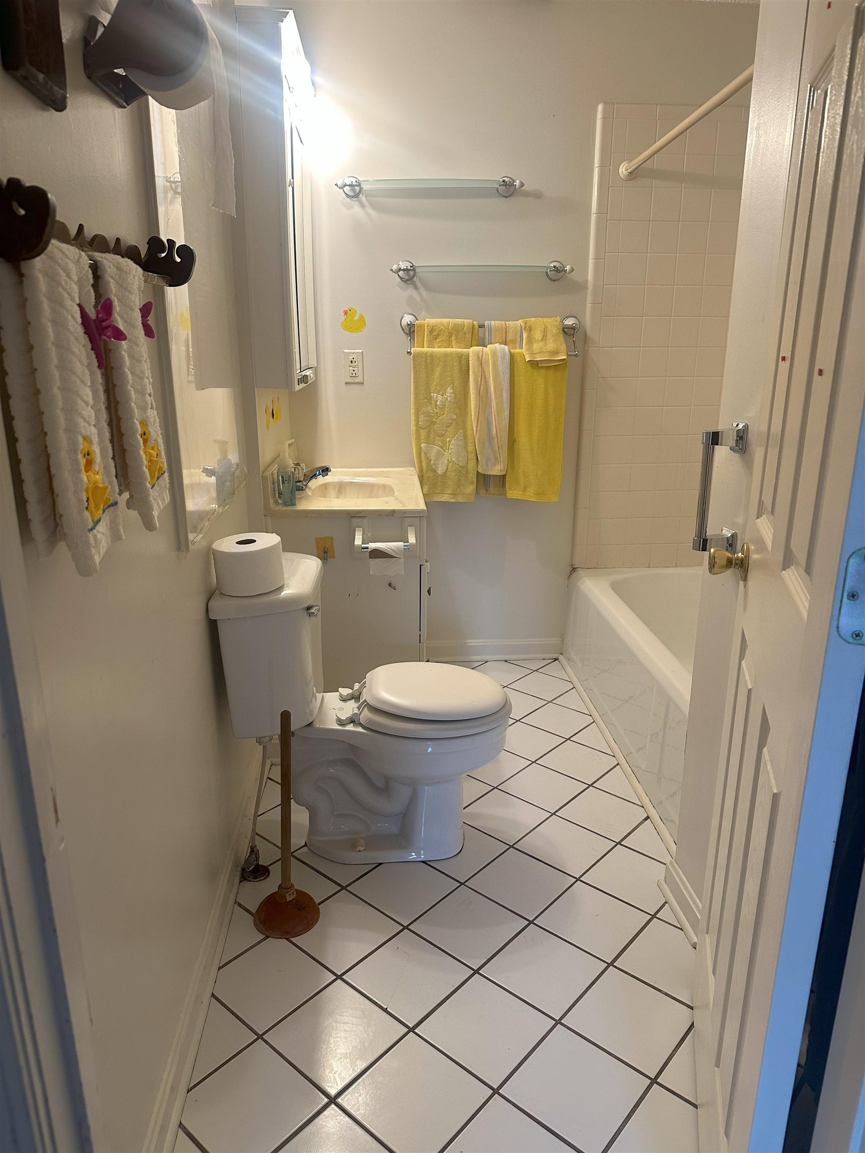 1536 20th St, Owensboro, Kentucky 42303, 2 Bedrooms Bedrooms, ,1 BathroomBathrooms,Single Family Residence,For Sale,20th St,92956