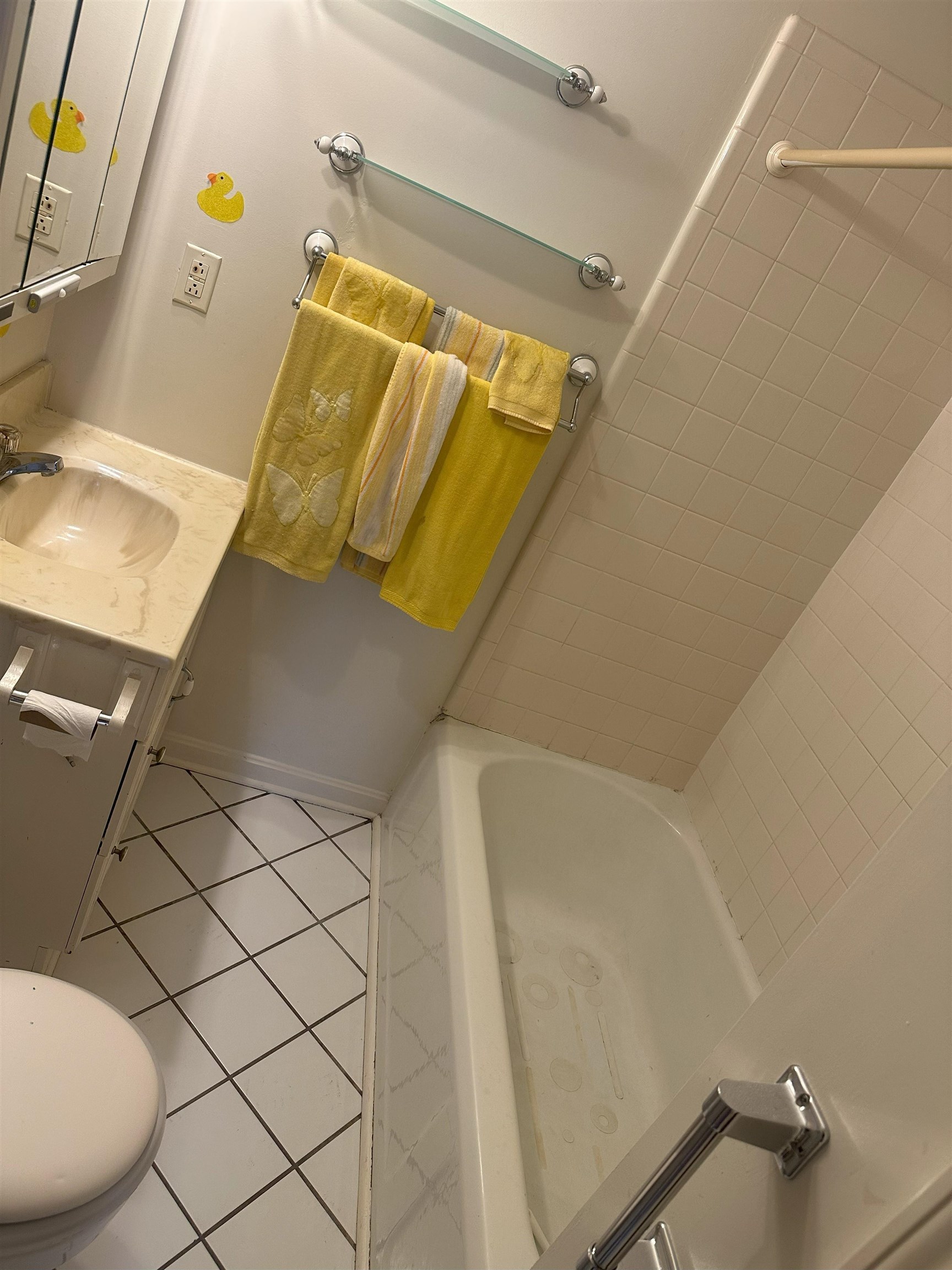 1536 20th St, Owensboro, Kentucky 42303, 2 Bedrooms Bedrooms, ,1 BathroomBathrooms,Single Family Residence,For Sale,20th St,92956