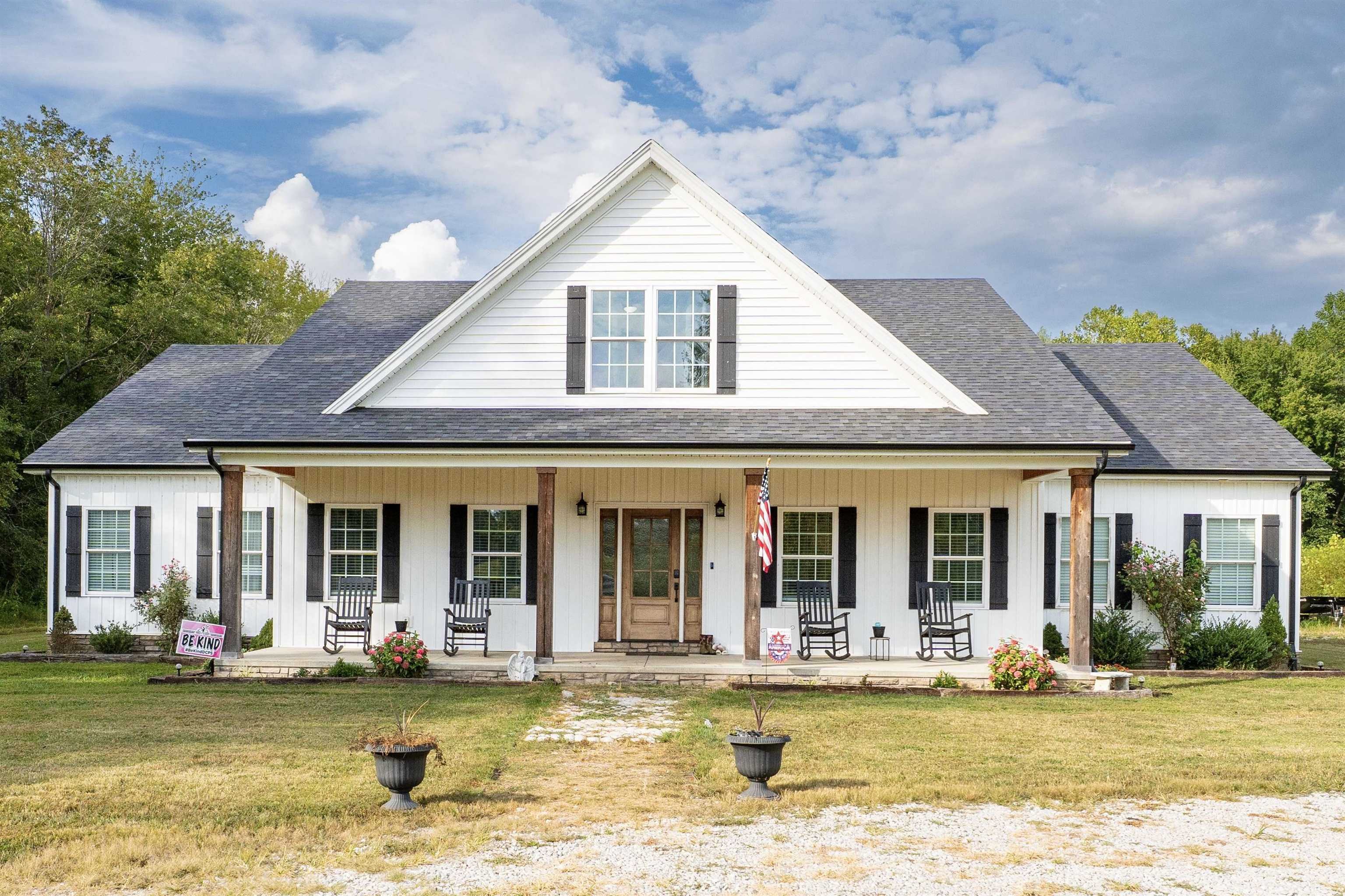 8835 Knottsville Mt. Zion Rd., Philpot, Kentucky 42366, 5 Bedrooms Bedrooms, ,4 BathroomsBathrooms,Single Family Residence,For Sale,Knottsville Mt. Zion Rd.,92961