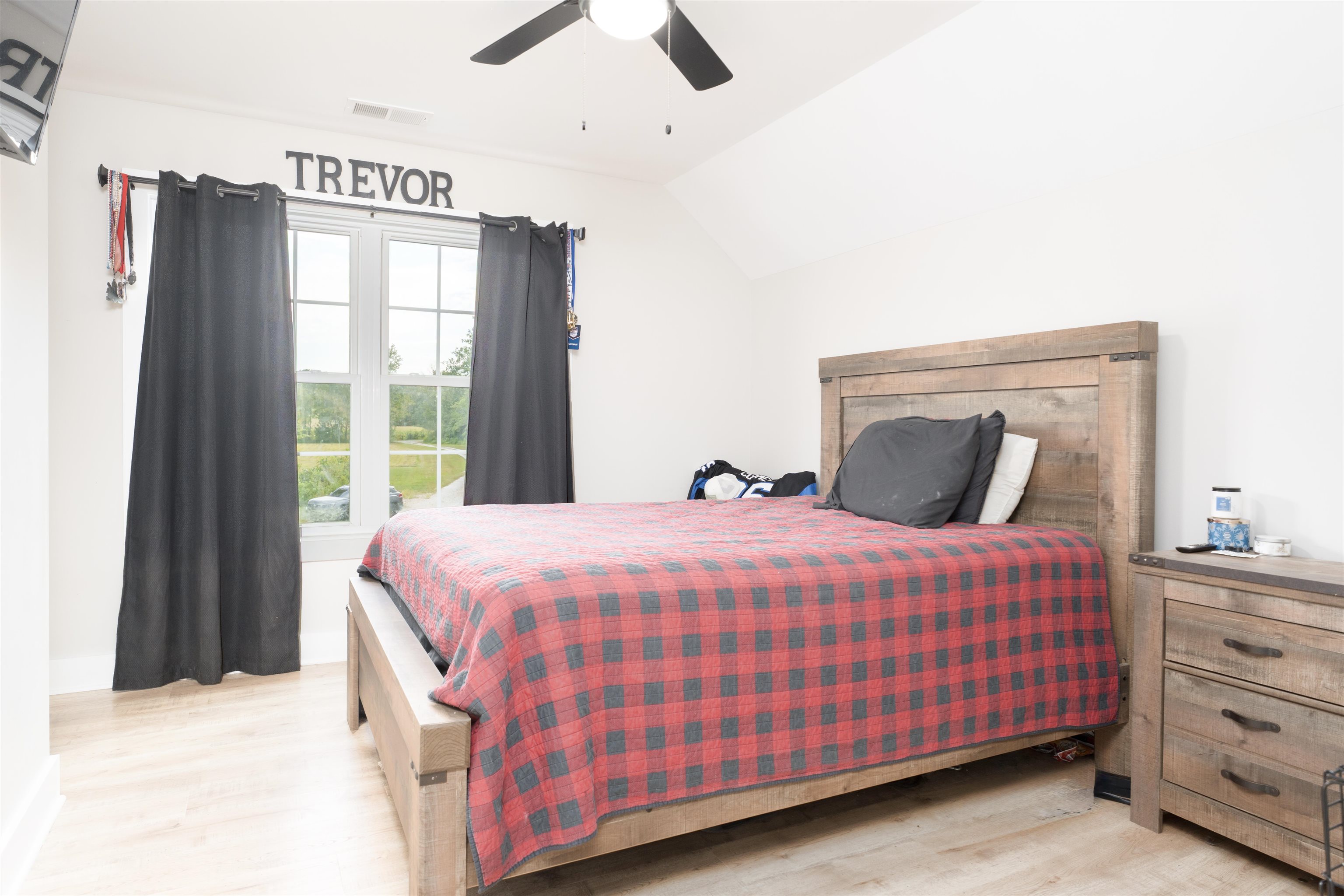 8835 Knottsville Mt. Zion Rd., Philpot, Kentucky 42366, 5 Bedrooms Bedrooms, ,4 BathroomsBathrooms,Single Family Residence,For Sale,Knottsville Mt. Zion Rd.,92961