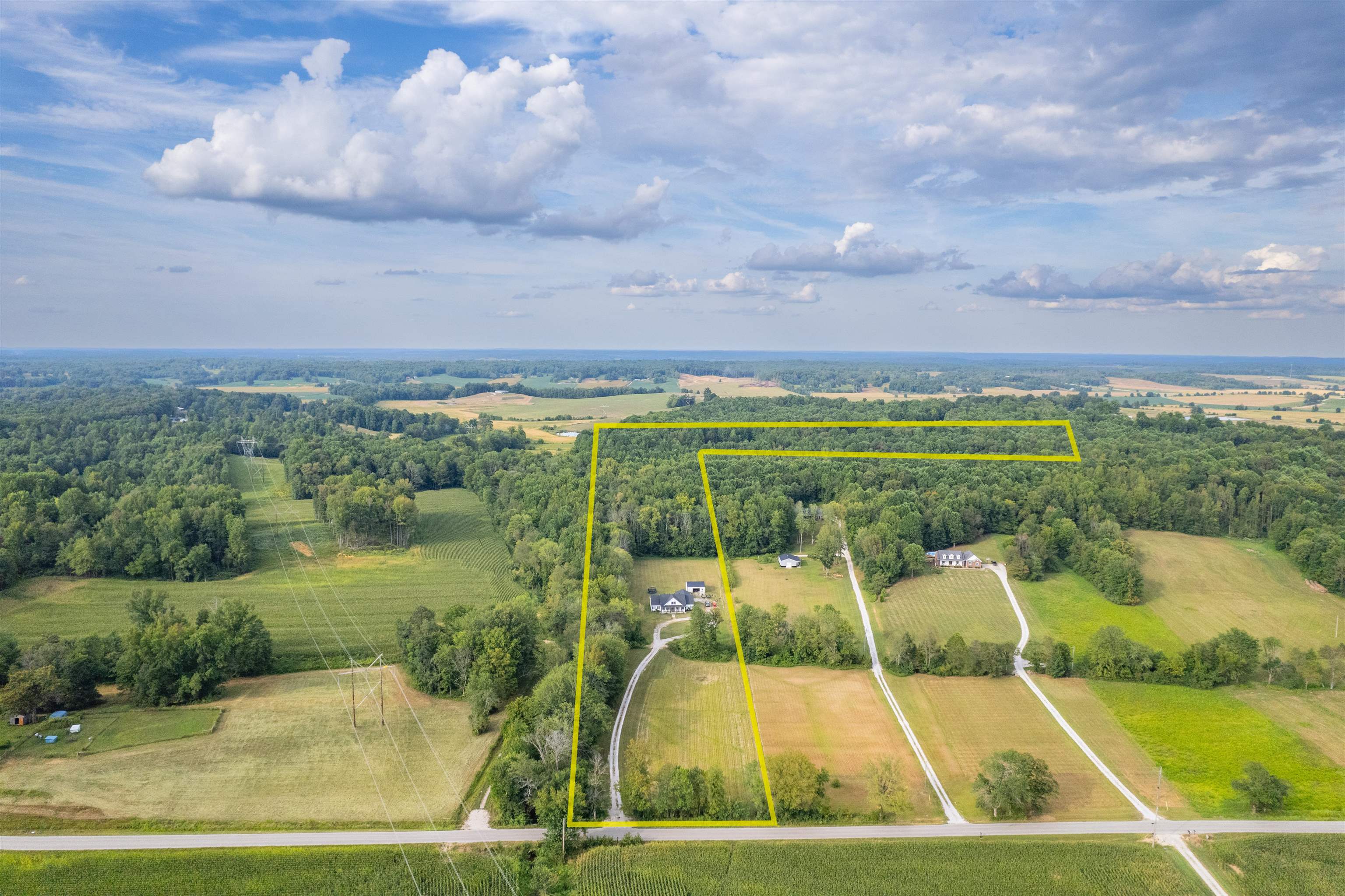 8835 Knottsville Mt. Zion Rd., Philpot, Kentucky 42366, 5 Bedrooms Bedrooms, ,4 BathroomsBathrooms,Single Family Residence,For Sale,Knottsville Mt. Zion Rd.,92961