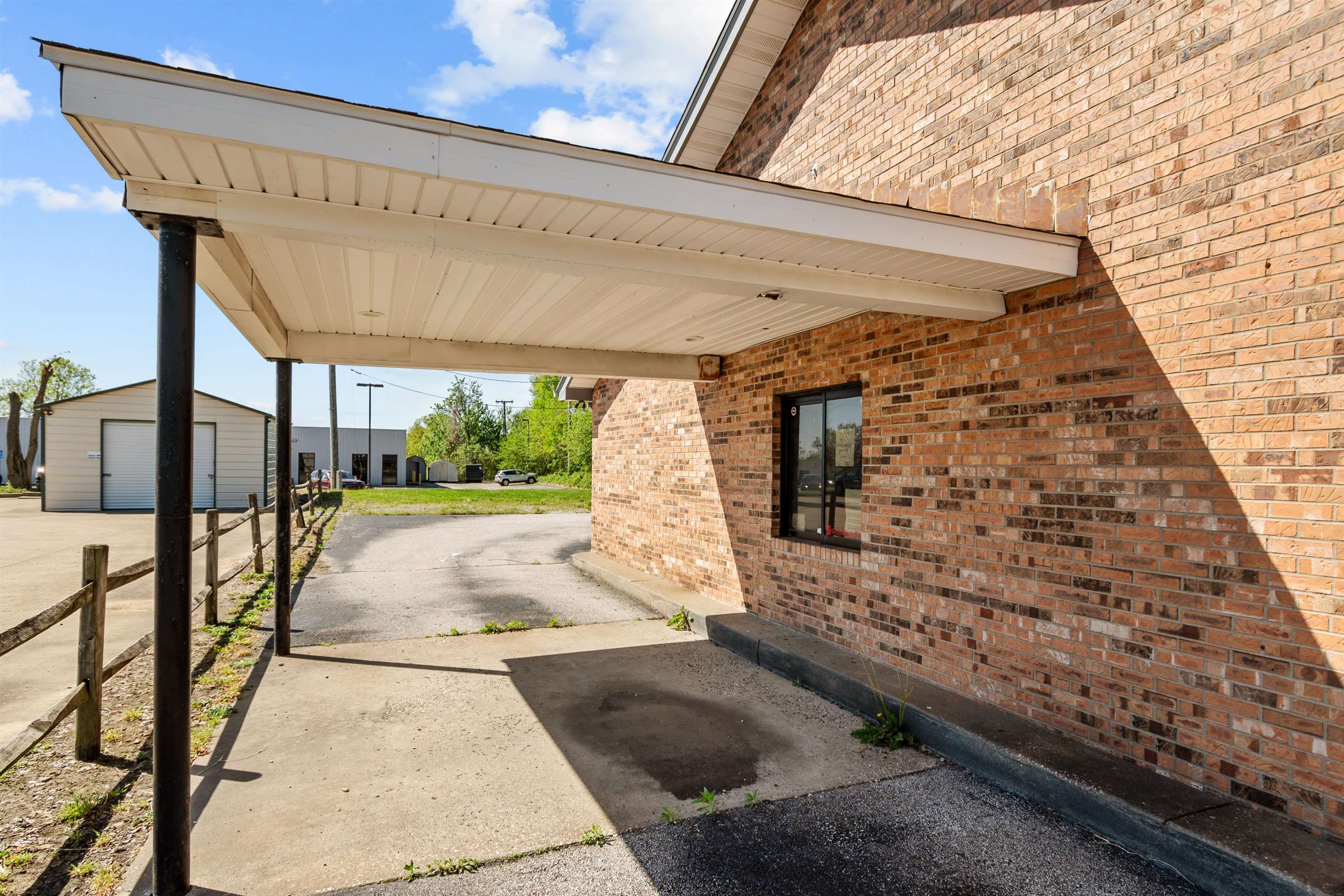 3196 Parrish Ave, Owensboro, Kentucky 42301, ,Retail,For Sale,Parrish Ave,92981