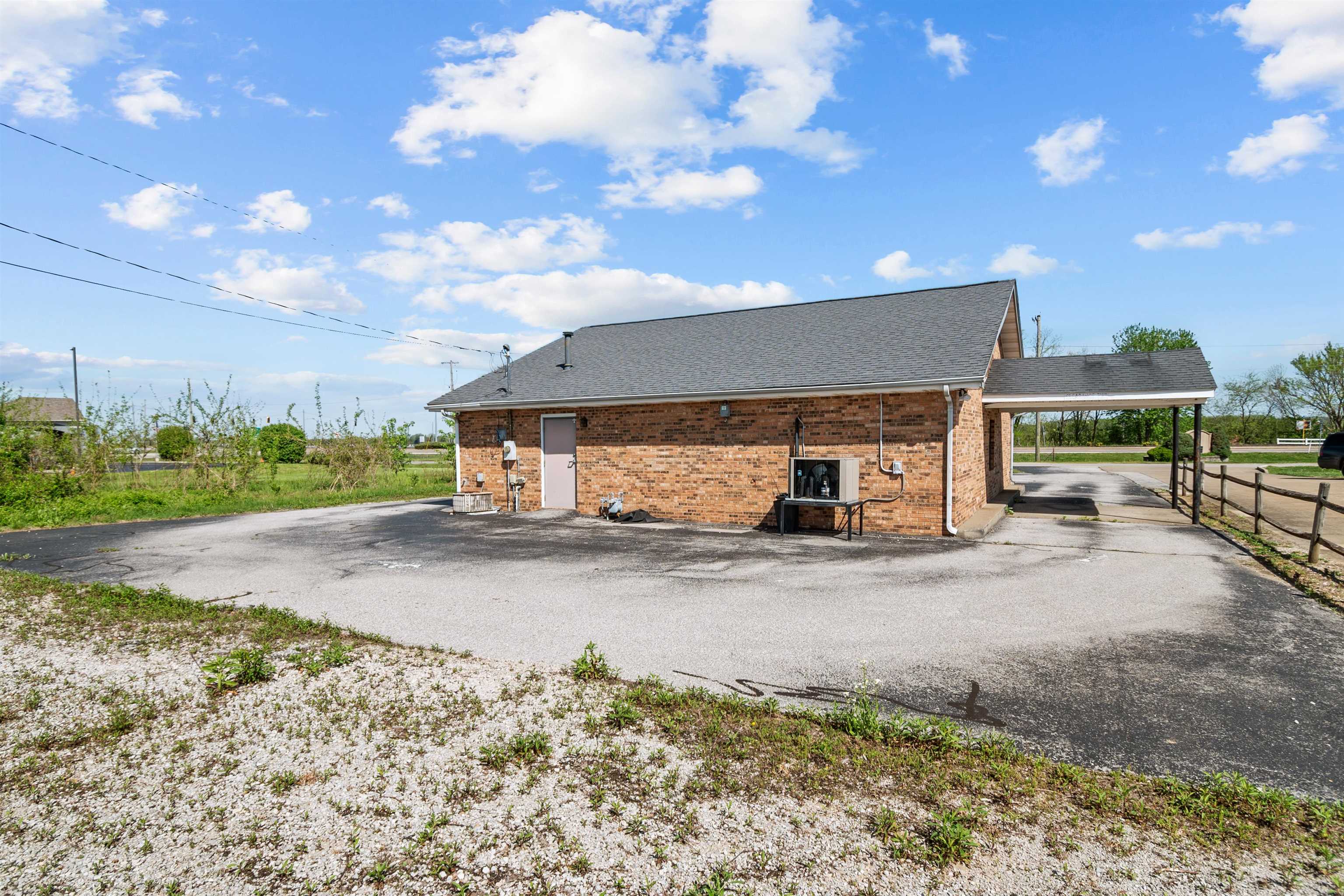 3196 Parrish Ave, Owensboro, Kentucky 42301, ,Retail,For Sale,Parrish Ave,92981