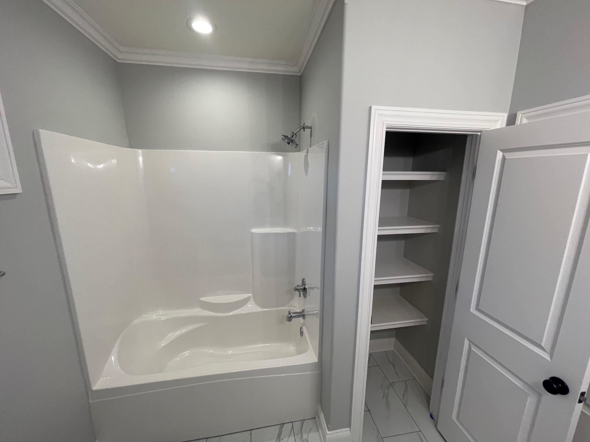 6310 Ridge Brook Cove, Owensboro, Kentucky 42301, 4 Bedrooms Bedrooms, ,2 BathroomsBathrooms,Single Family Residence,For Sale,Ridge Brook Cove,92996