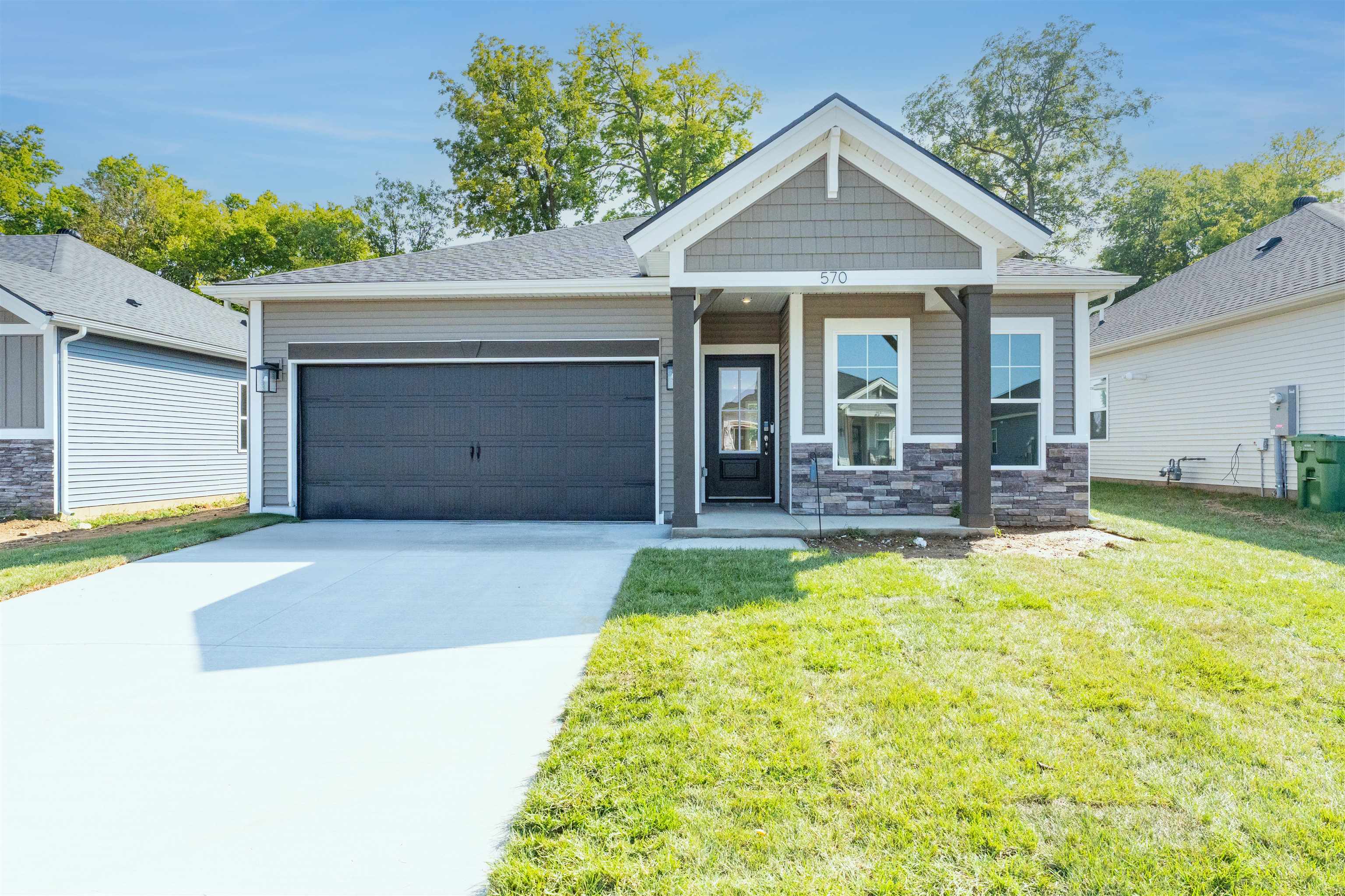 570 Alabaster Lane, Owensboro, Kentucky 42301, 3 Bedrooms Bedrooms, ,2 BathroomsBathrooms,Single Family Residence,For Sale,Alabaster Lane,92997