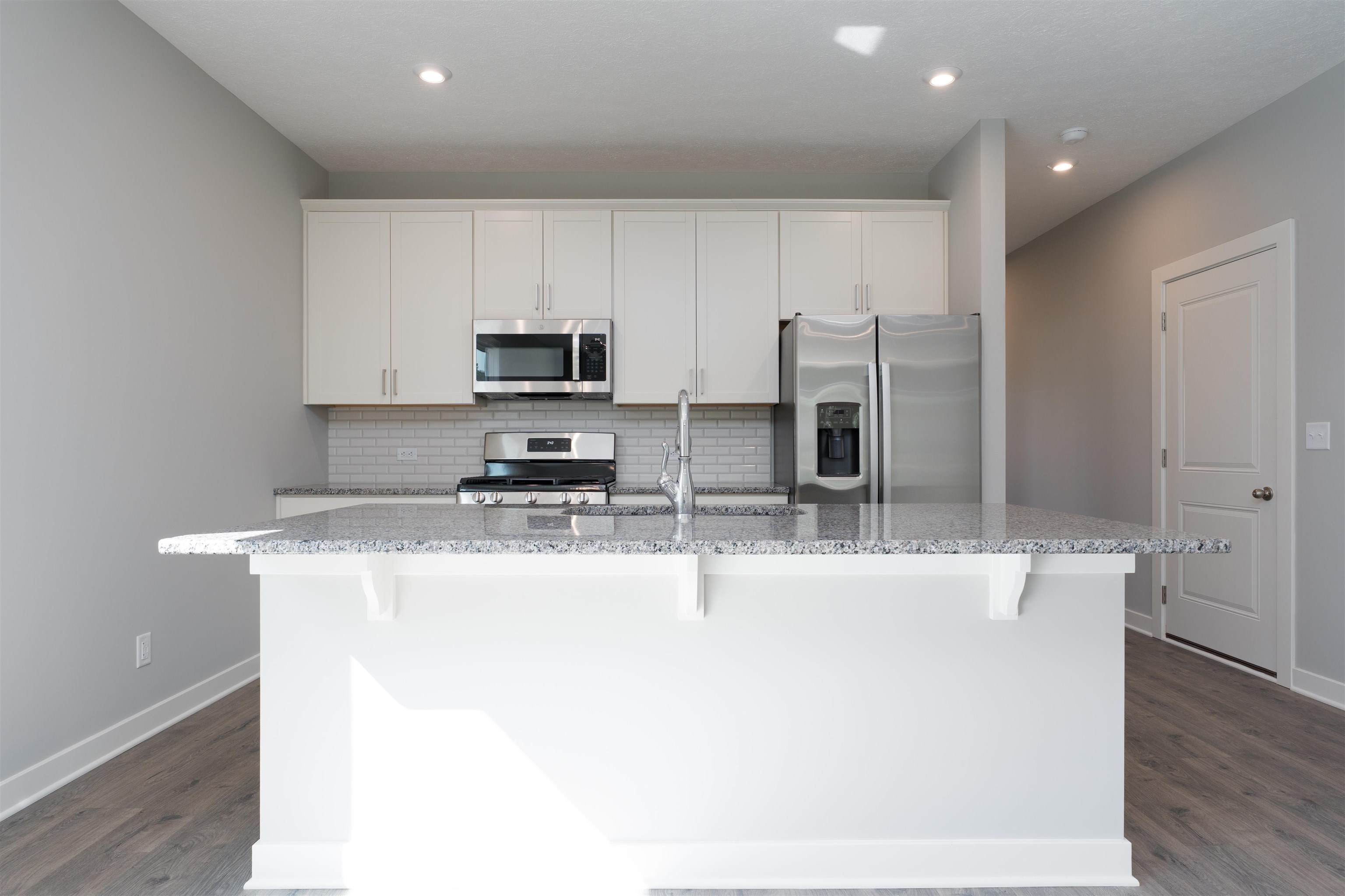 570 Alabaster Lane, Owensboro, Kentucky 42301, 3 Bedrooms Bedrooms, ,2 BathroomsBathrooms,Single Family Residence,For Sale,Alabaster Lane,92997