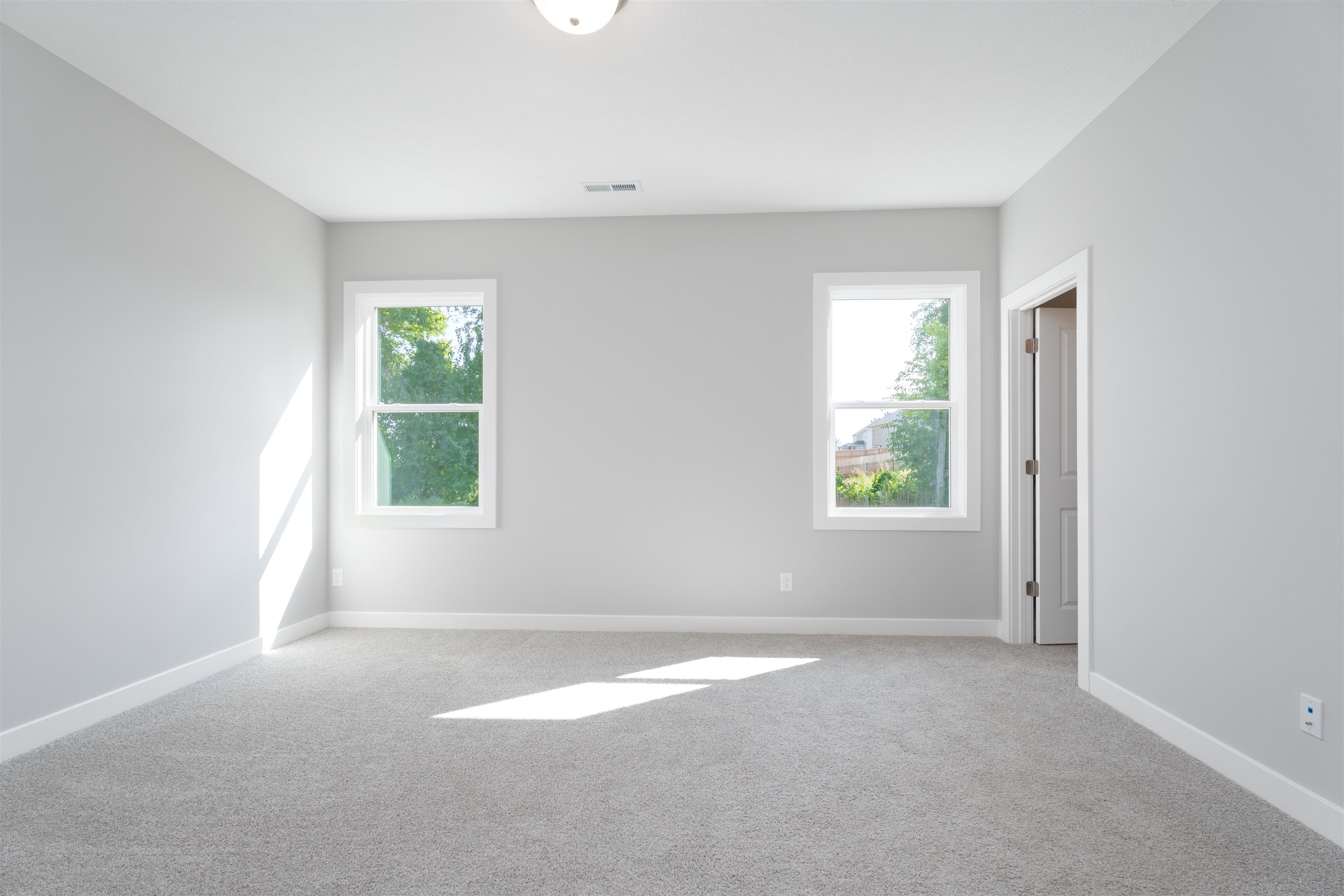 570 Alabaster Lane, Owensboro, Kentucky 42301, 3 Bedrooms Bedrooms, ,2 BathroomsBathrooms,Single Family Residence,For Sale,Alabaster Lane,92997