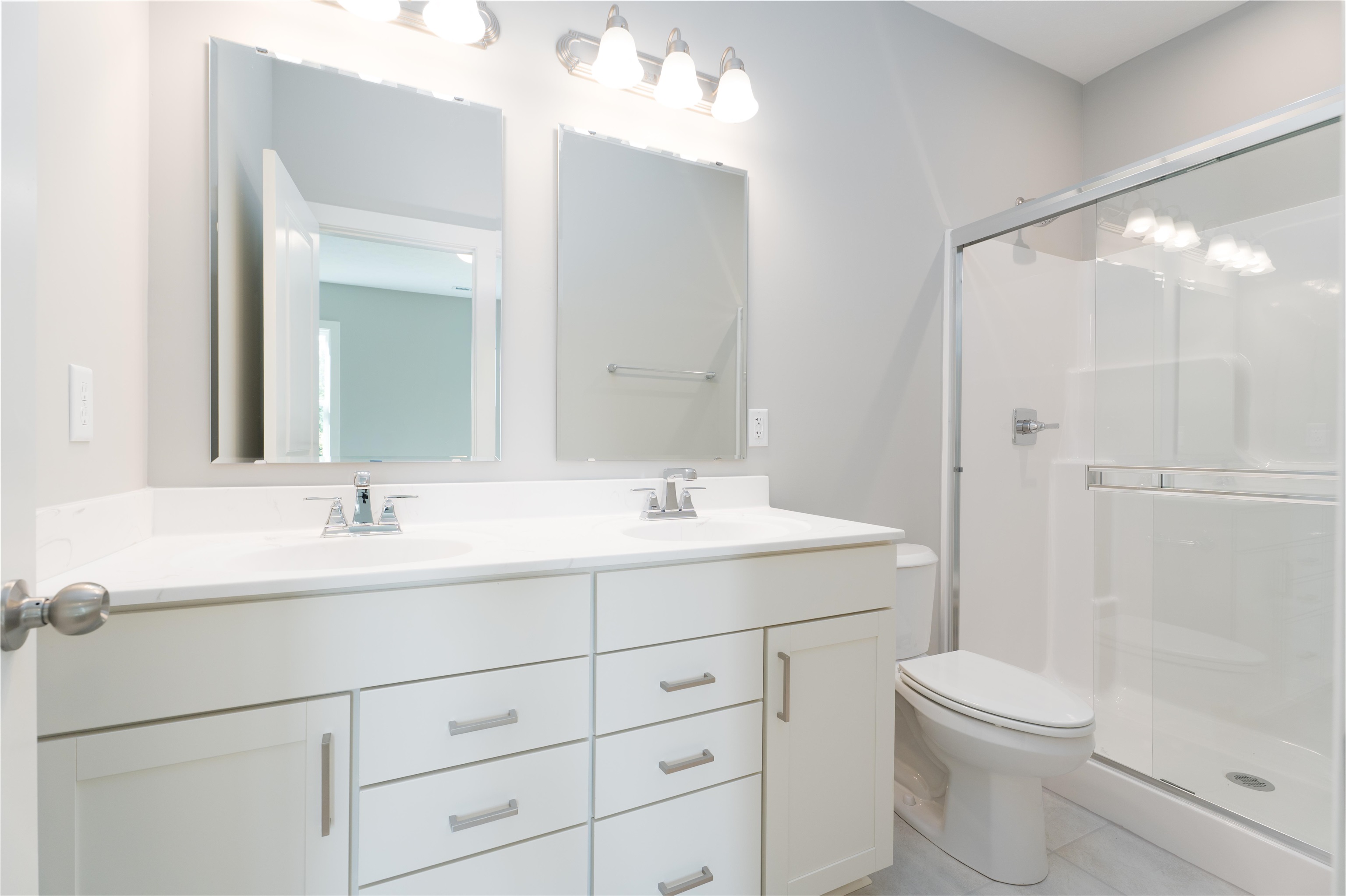 570 Alabaster Lane, Owensboro, Kentucky 42301, 3 Bedrooms Bedrooms, ,2 BathroomsBathrooms,Single Family Residence,For Sale,Alabaster Lane,92997