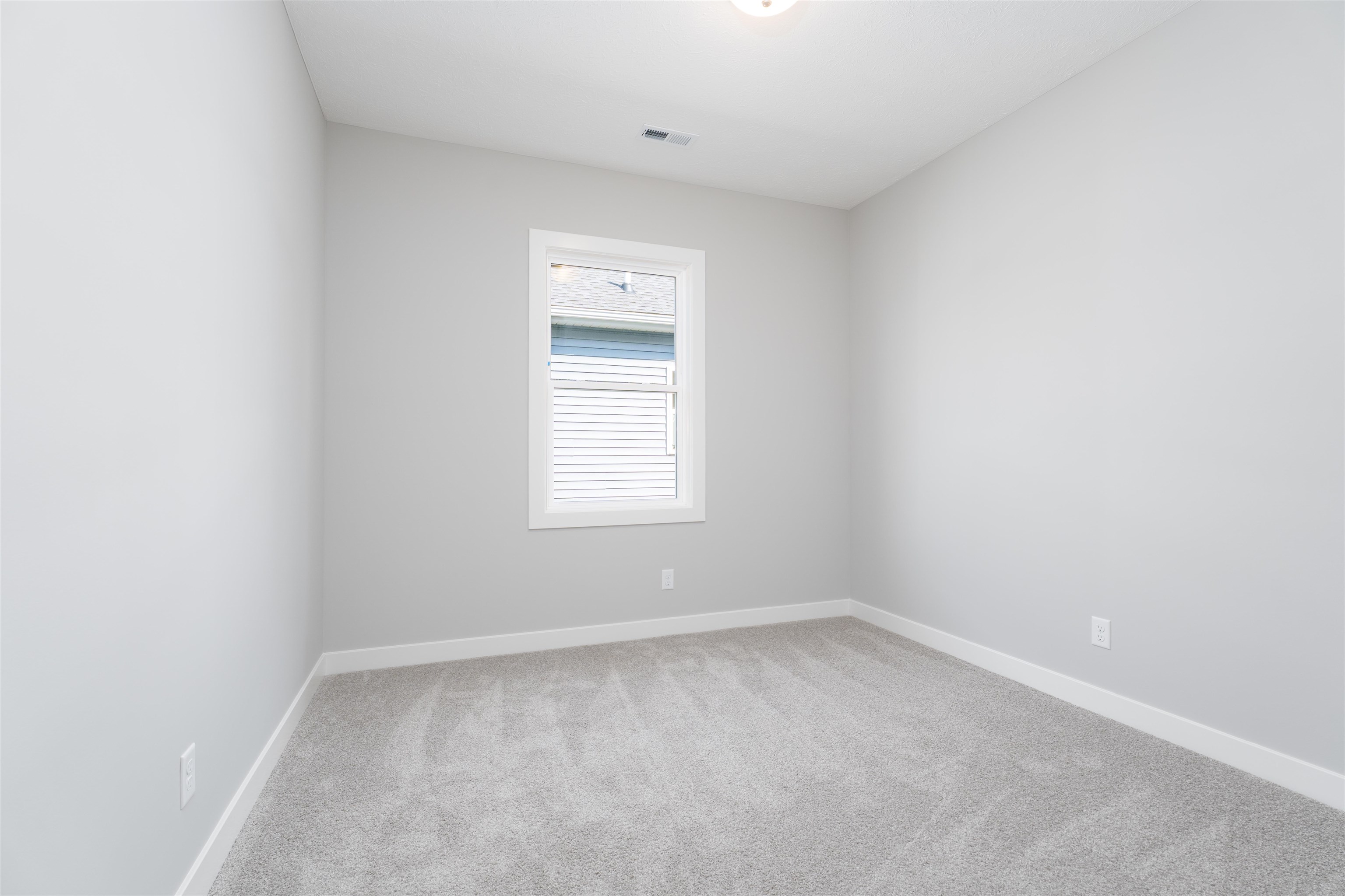 570 Alabaster Lane, Owensboro, Kentucky 42301, 3 Bedrooms Bedrooms, ,2 BathroomsBathrooms,Single Family Residence,For Sale,Alabaster Lane,92997