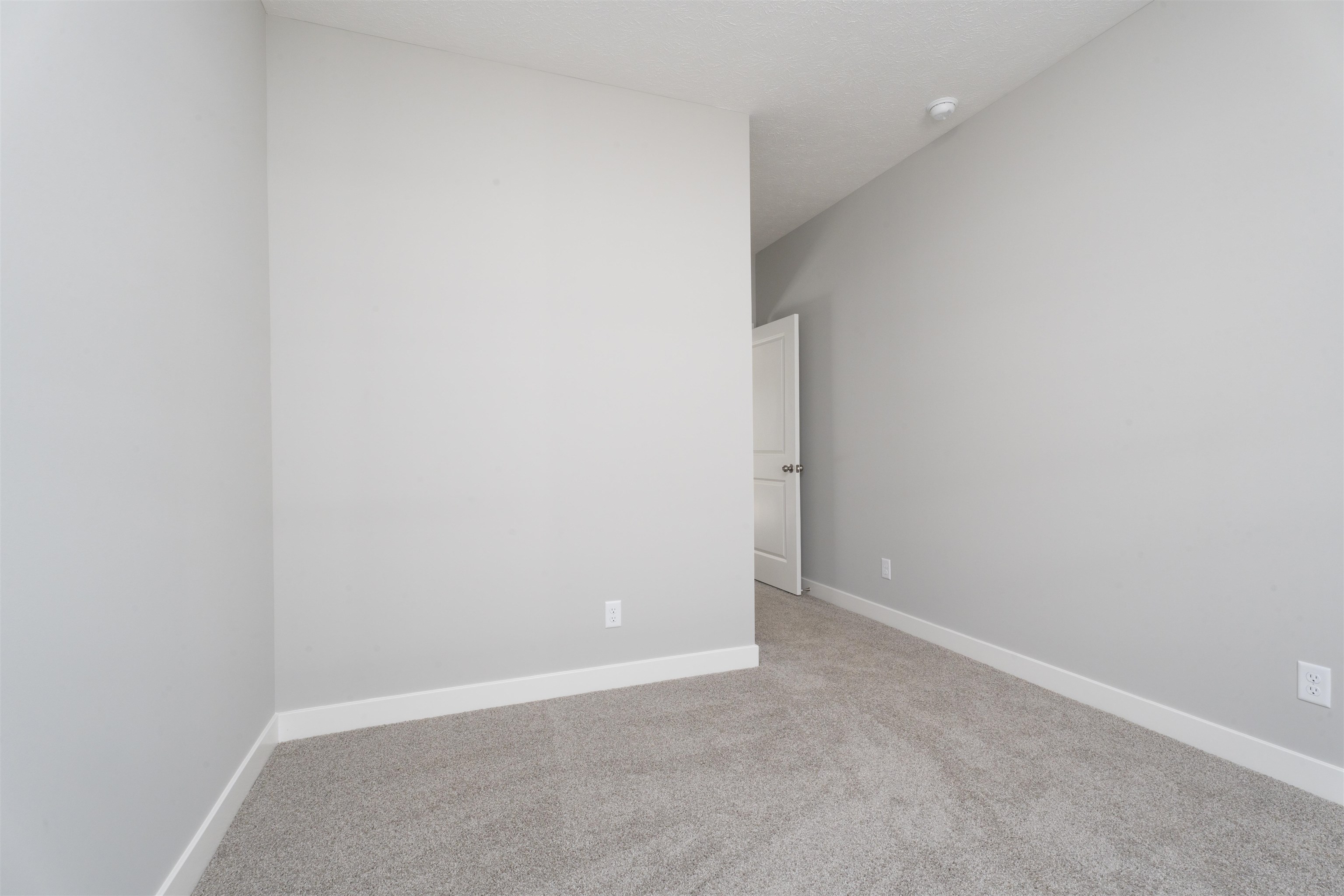 570 Alabaster Lane, Owensboro, Kentucky 42301, 3 Bedrooms Bedrooms, ,2 BathroomsBathrooms,Single Family Residence,For Sale,Alabaster Lane,92997