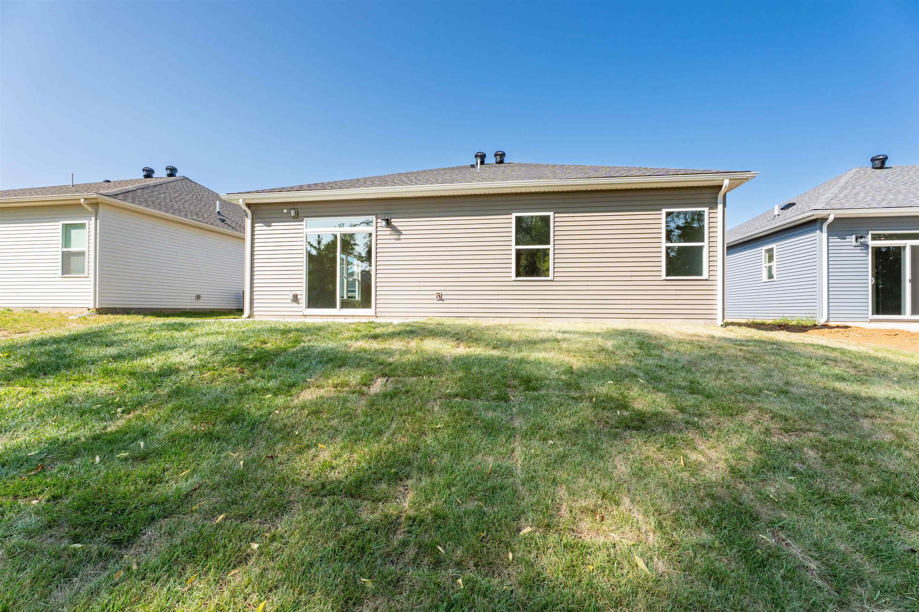 570 Alabaster Lane, Owensboro, Kentucky 42301, 3 Bedrooms Bedrooms, ,2 BathroomsBathrooms,Single Family Residence,For Sale,Alabaster Lane,92997