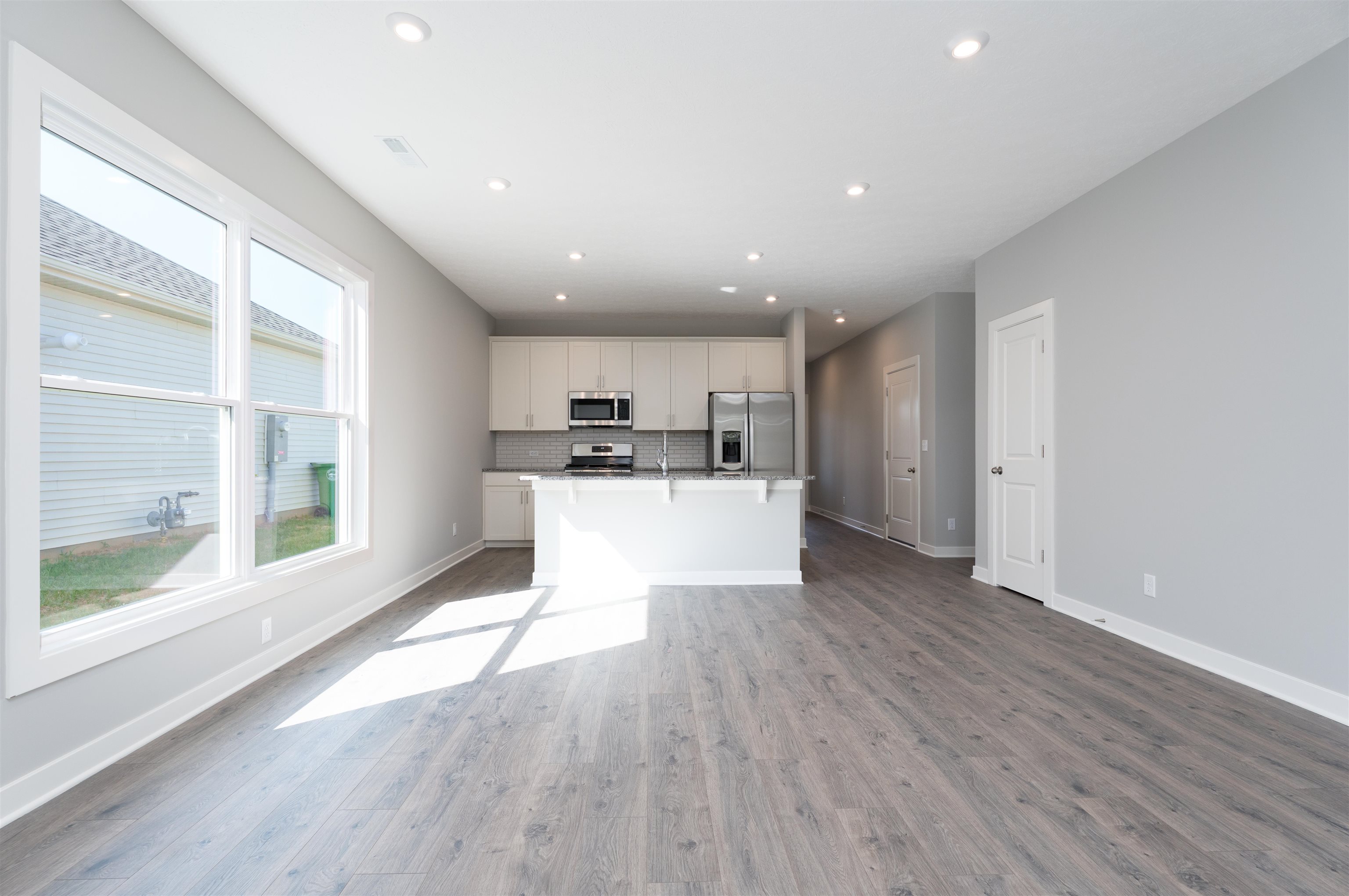 570 Alabaster Lane, Owensboro, Kentucky 42301, 3 Bedrooms Bedrooms, ,2 BathroomsBathrooms,Single Family Residence,For Sale,Alabaster Lane,92997