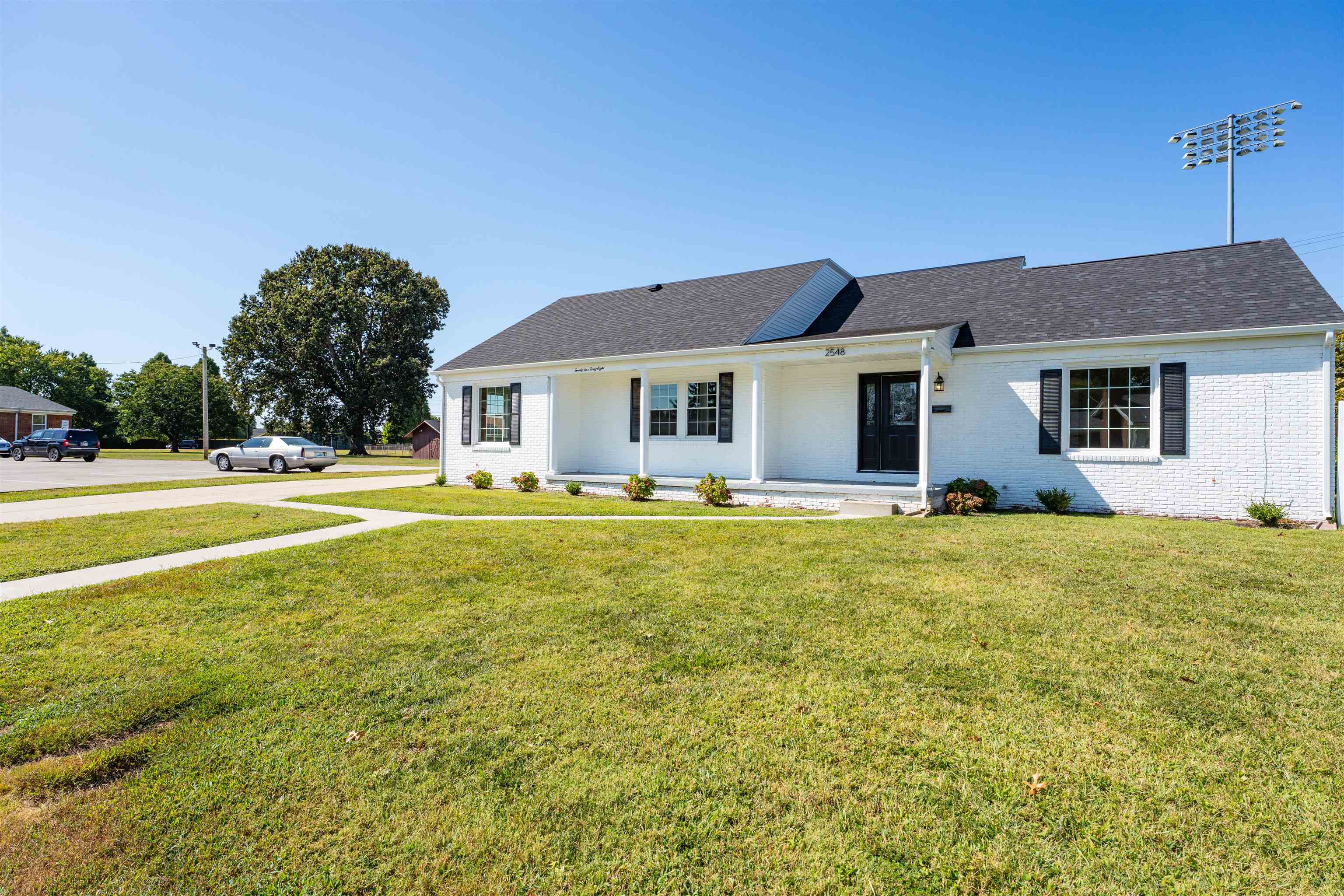 2548 Farrier Pl, Owensboro, Kentucky 42301, 3 Bedrooms Bedrooms, ,2 BathroomsBathrooms,Single Family Residence,For Sale,Farrier Pl,93011