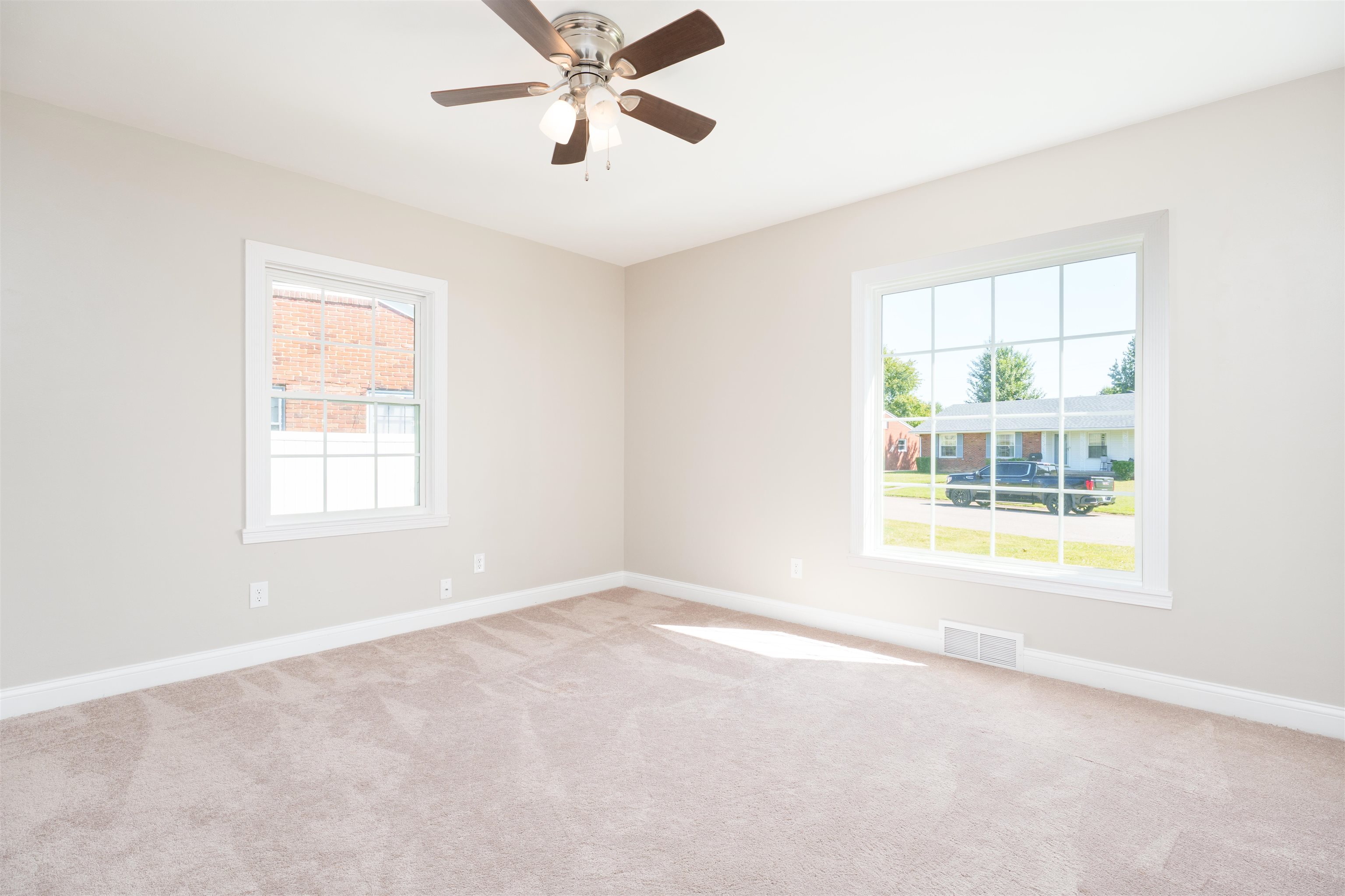 2548 Farrier Pl, Owensboro, Kentucky 42301, 3 Bedrooms Bedrooms, ,2 BathroomsBathrooms,Single Family Residence,For Sale,Farrier Pl,93011