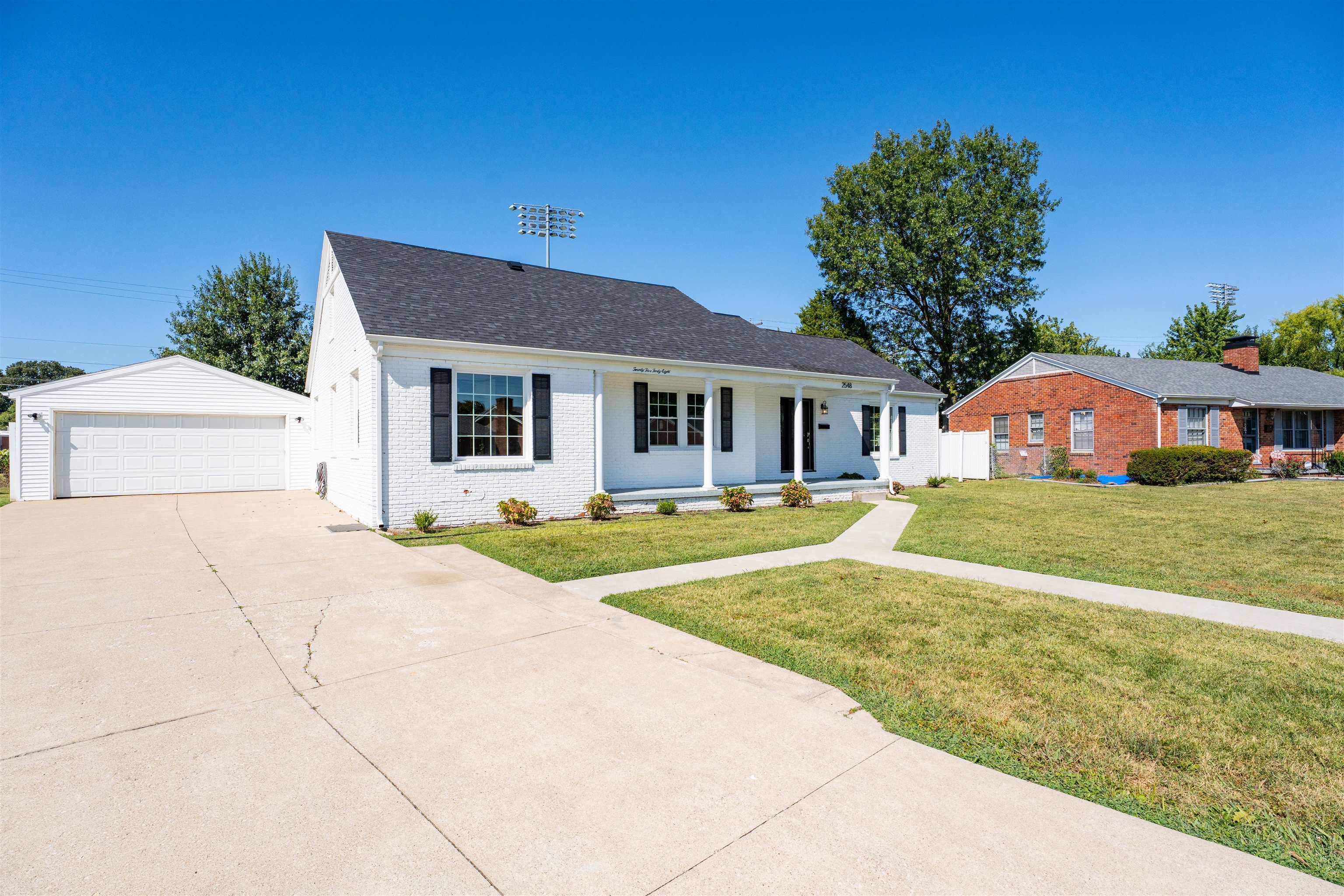 2548 Farrier Pl, Owensboro, Kentucky 42301, 3 Bedrooms Bedrooms, ,2 BathroomsBathrooms,Single Family Residence,For Sale,Farrier Pl,93011