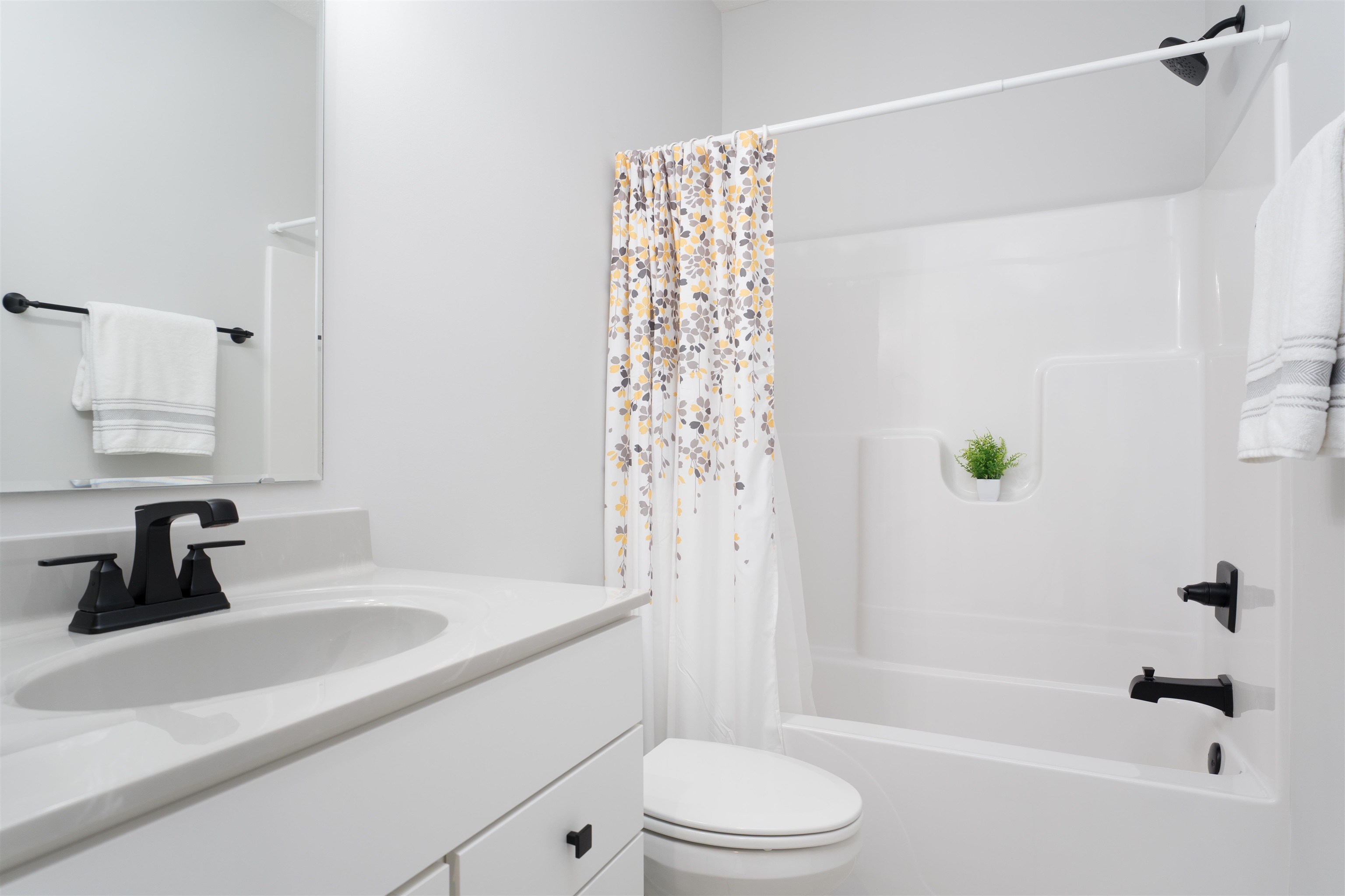 6540 Valley Brook Trace, Utica, Kentucky 42376, 3 Bedrooms Bedrooms, ,2 BathroomsBathrooms,Single Family Residence,For Sale,Valley Brook Trace,93026