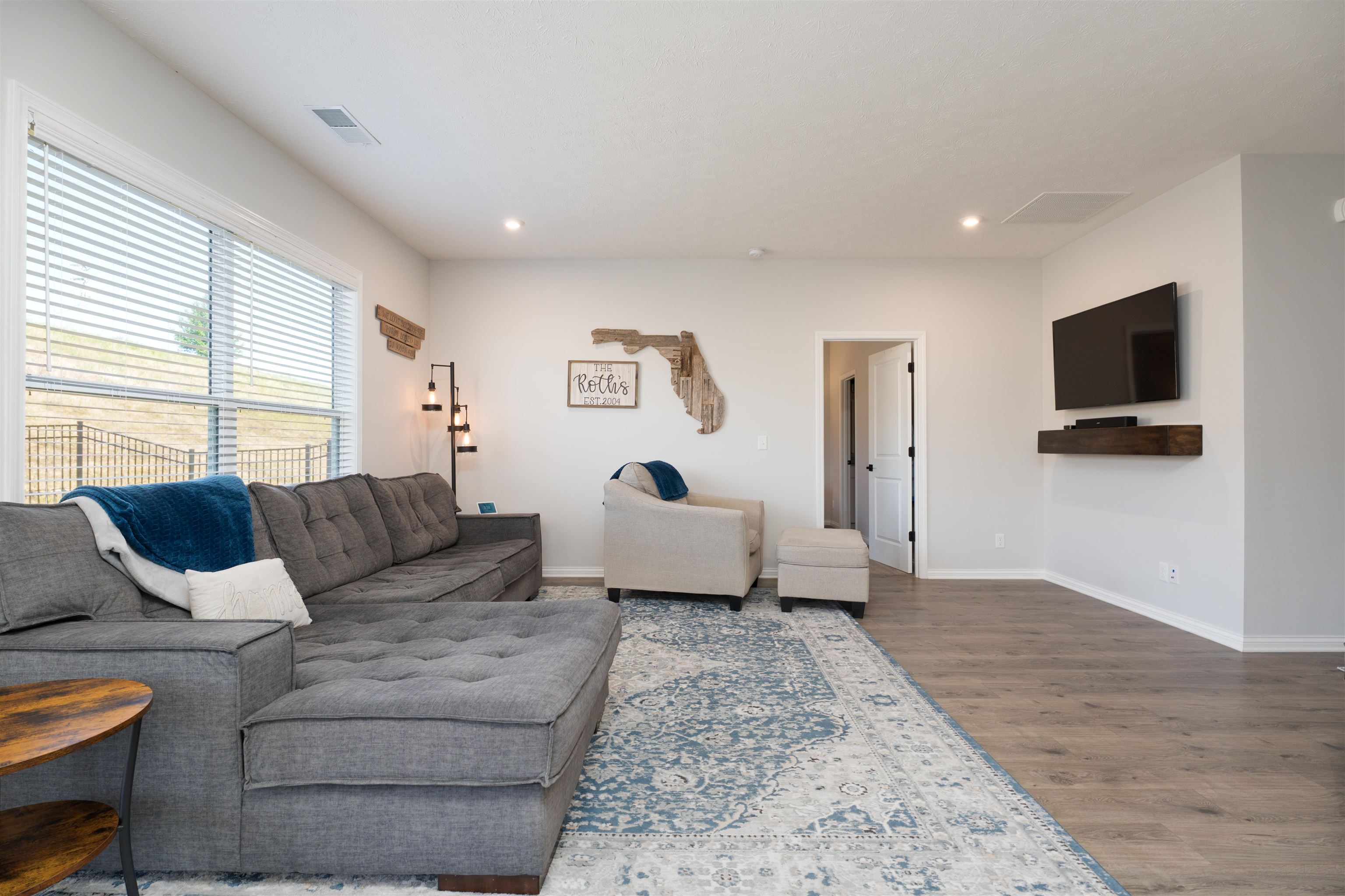 6540 Valley Brook Trace, Utica, Kentucky 42376, 3 Bedrooms Bedrooms, ,2 BathroomsBathrooms,Single Family Residence,For Sale,Valley Brook Trace,93026