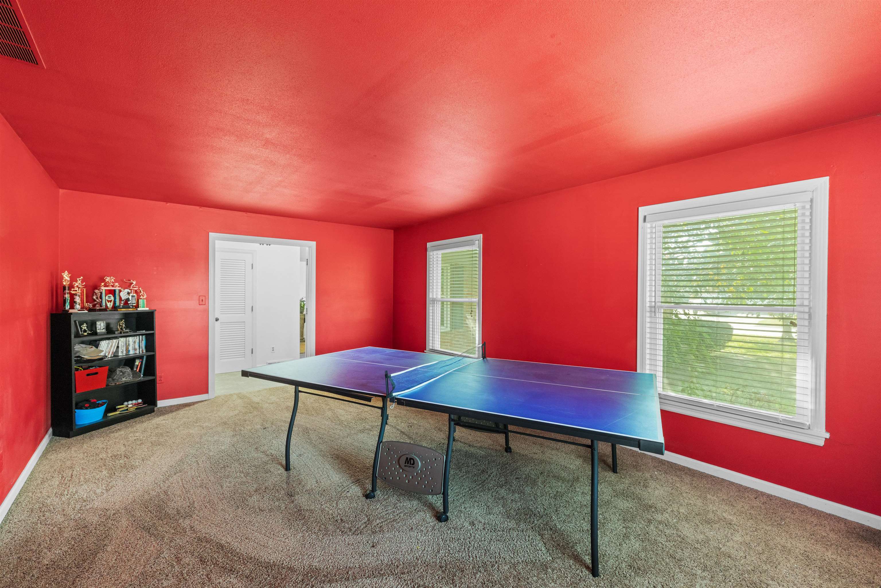 1122 Halifax Drive, Owensboro, Kentucky 42301, 3 Bedrooms Bedrooms, ,2 BathroomsBathrooms,Single Family Residence,For Sale,Halifax Drive,93061