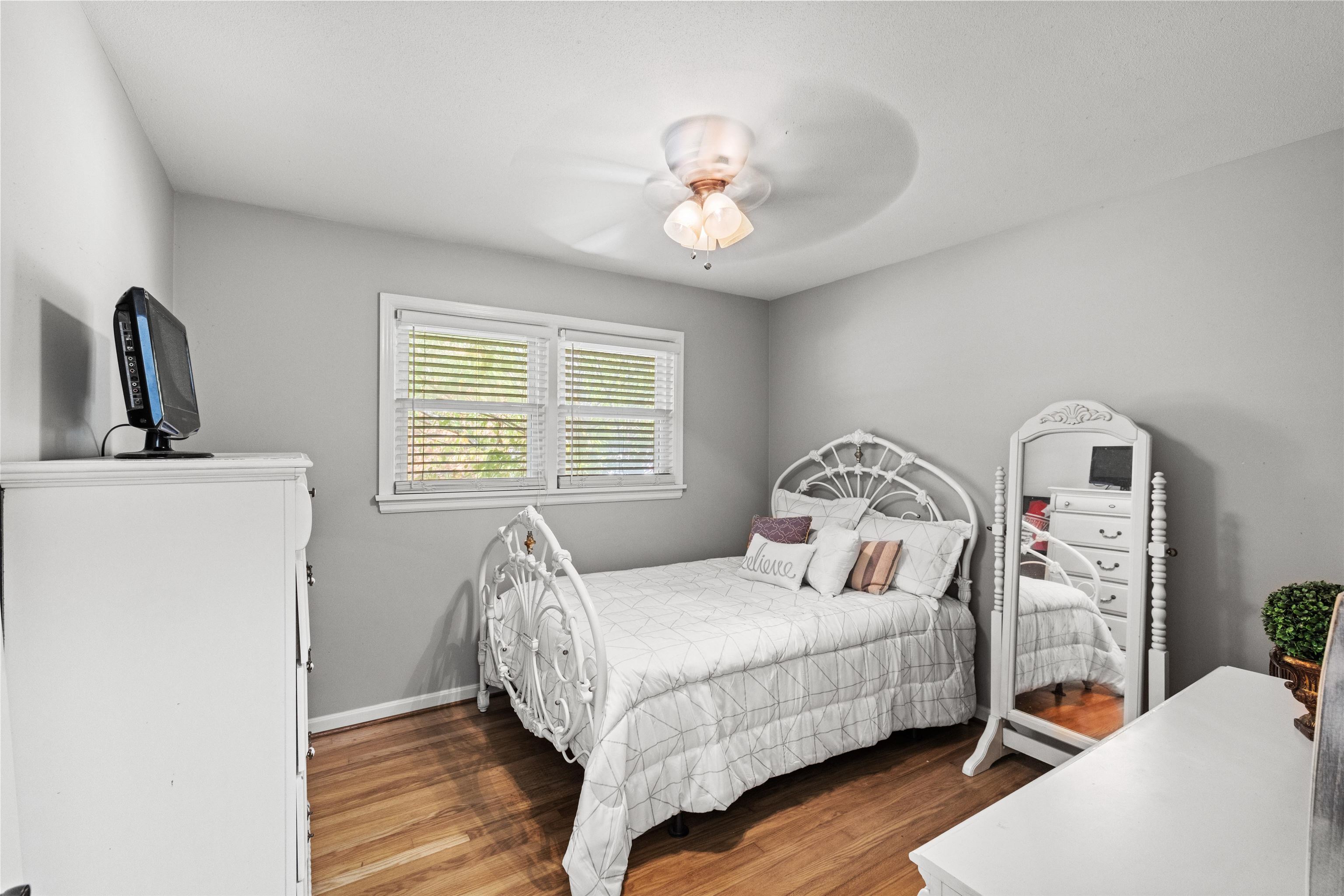 1122 Halifax Drive, Owensboro, Kentucky 42301, 3 Bedrooms Bedrooms, ,2 BathroomsBathrooms,Single Family Residence,For Sale,Halifax Drive,93061