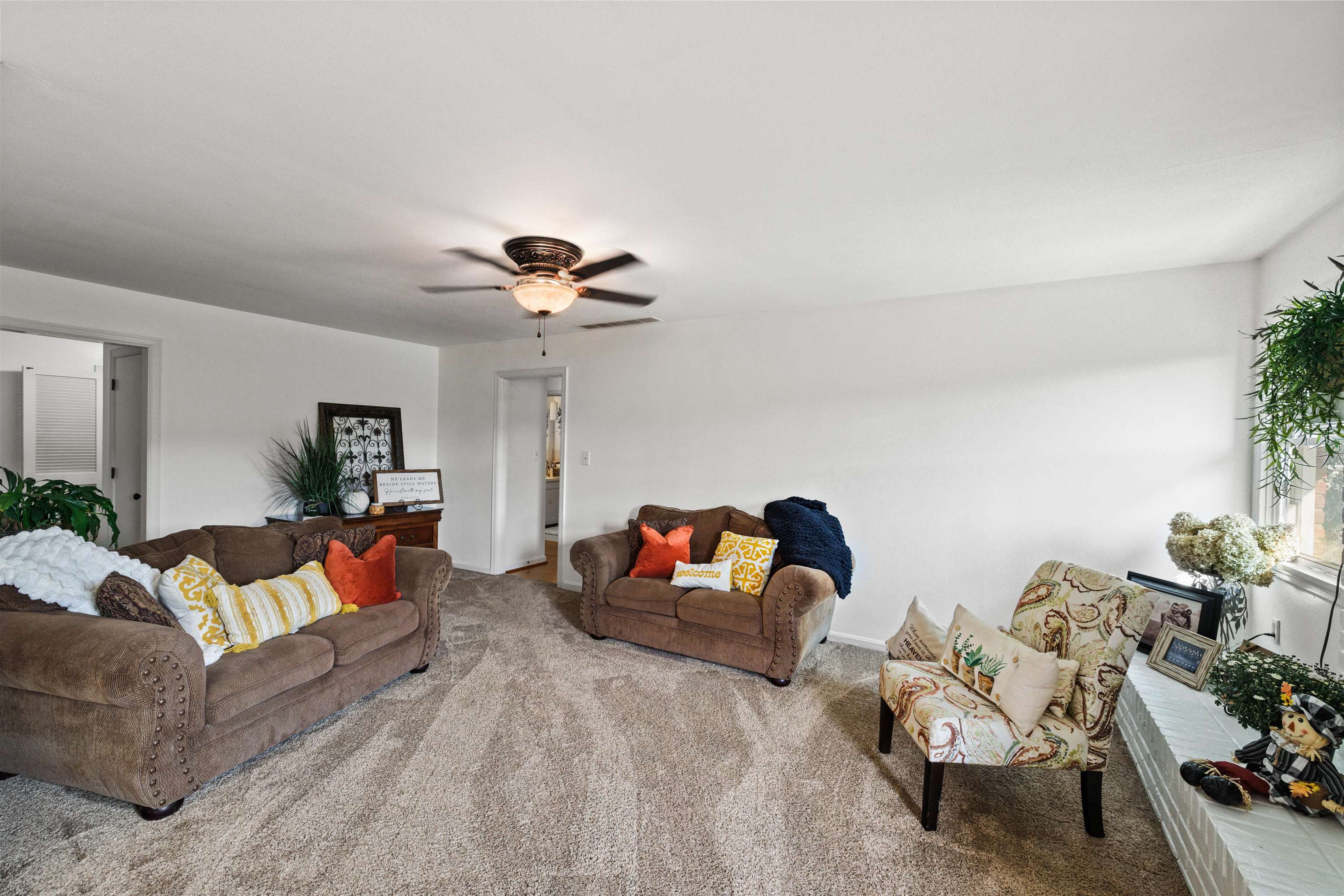 1122 Halifax Drive, Owensboro, Kentucky 42301, 3 Bedrooms Bedrooms, ,2 BathroomsBathrooms,Single Family Residence,For Sale,Halifax Drive,93061