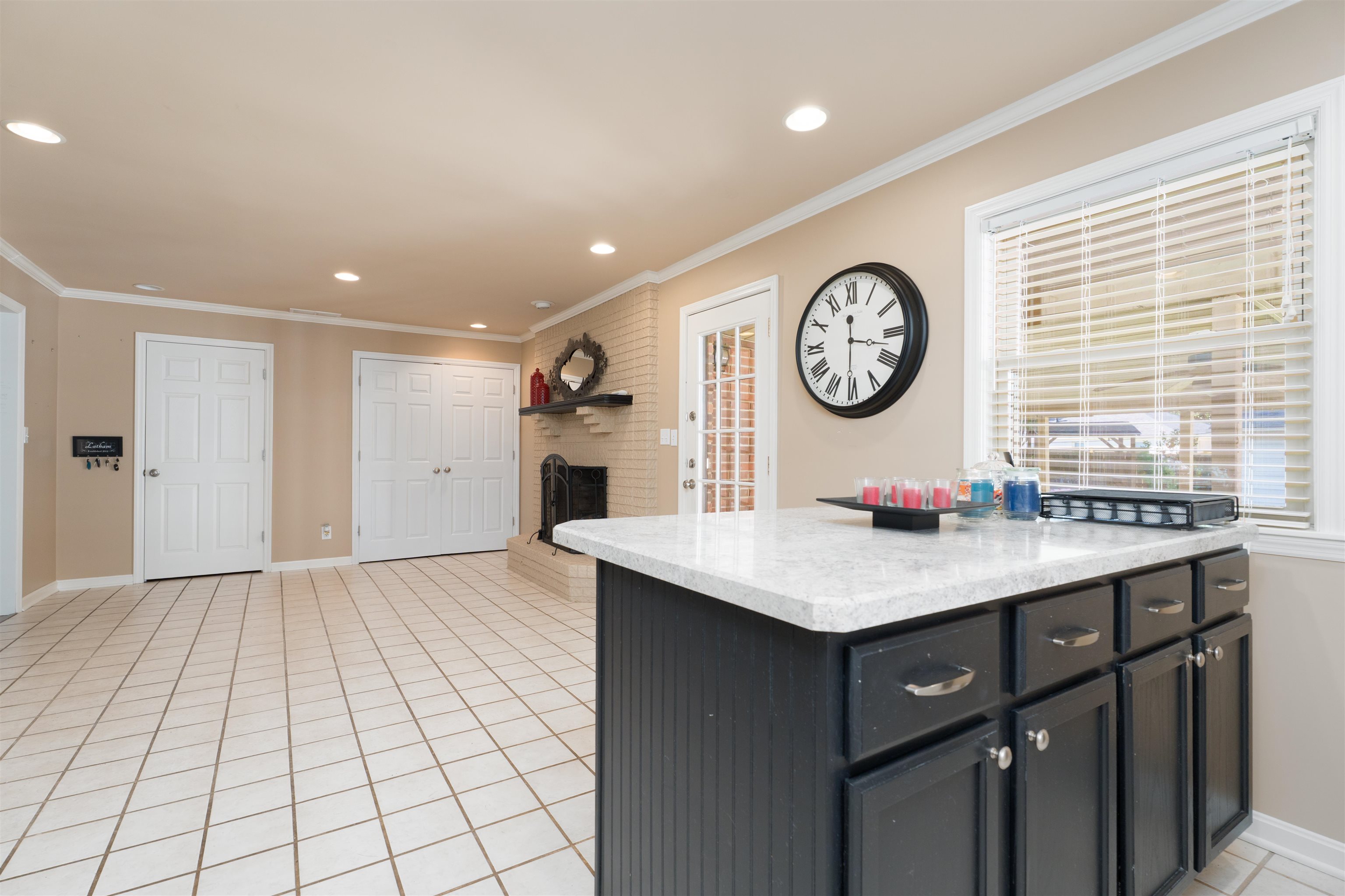 1413 Tamarack Rd, Owensboro, Kentucky 42301, 5 Bedrooms Bedrooms, ,2 BathroomsBathrooms,Single Family Residence,For Sale,Tamarack Rd,93065