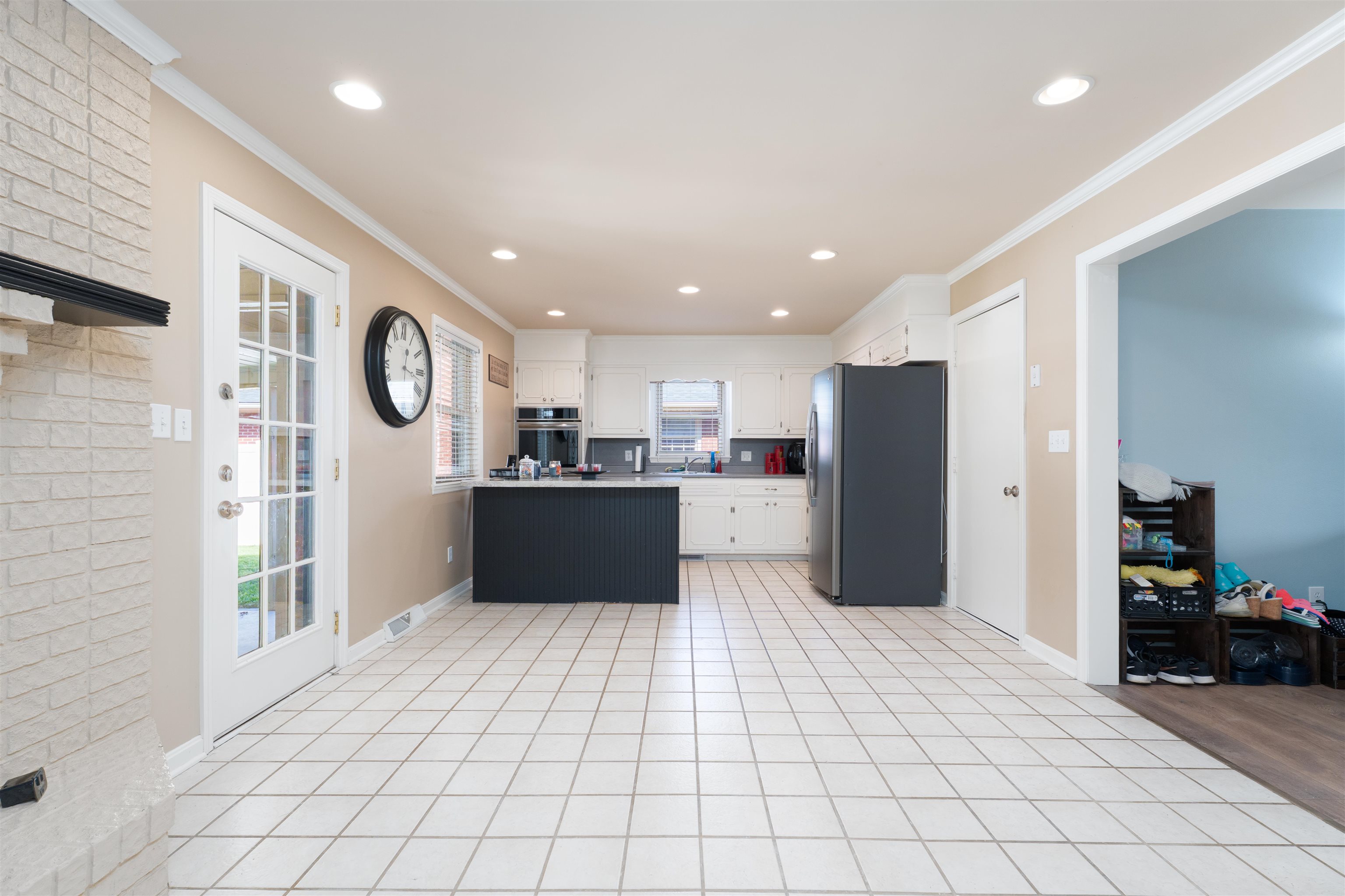 1413 Tamarack Rd, Owensboro, Kentucky 42301, 5 Bedrooms Bedrooms, ,2 BathroomsBathrooms,Single Family Residence,For Sale,Tamarack Rd,93065