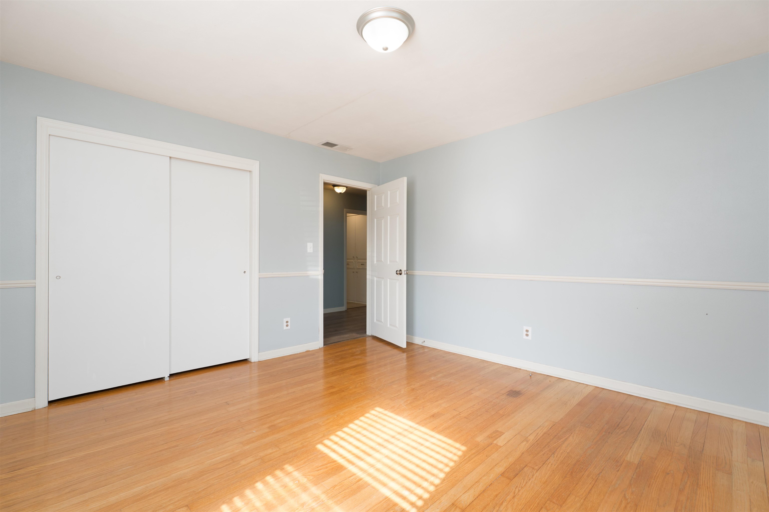 1413 Tamarack Rd, Owensboro, Kentucky 42301, 5 Bedrooms Bedrooms, ,2 BathroomsBathrooms,Single Family Residence,For Sale,Tamarack Rd,93065