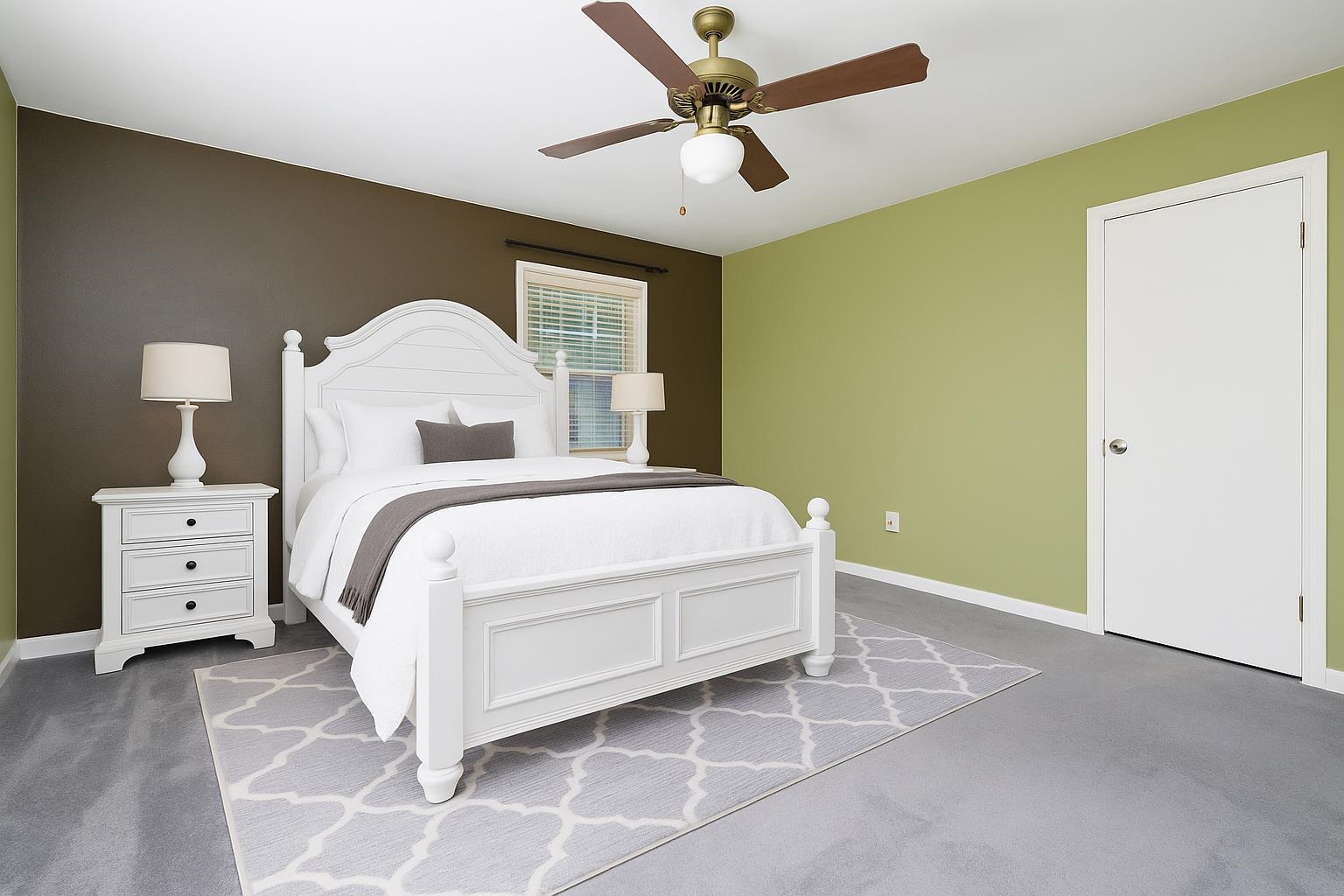 1413 Tamarack Rd, Owensboro, Kentucky 42301, 5 Bedrooms Bedrooms, ,2 BathroomsBathrooms,Single Family Residence,For Sale,Tamarack Rd,93065