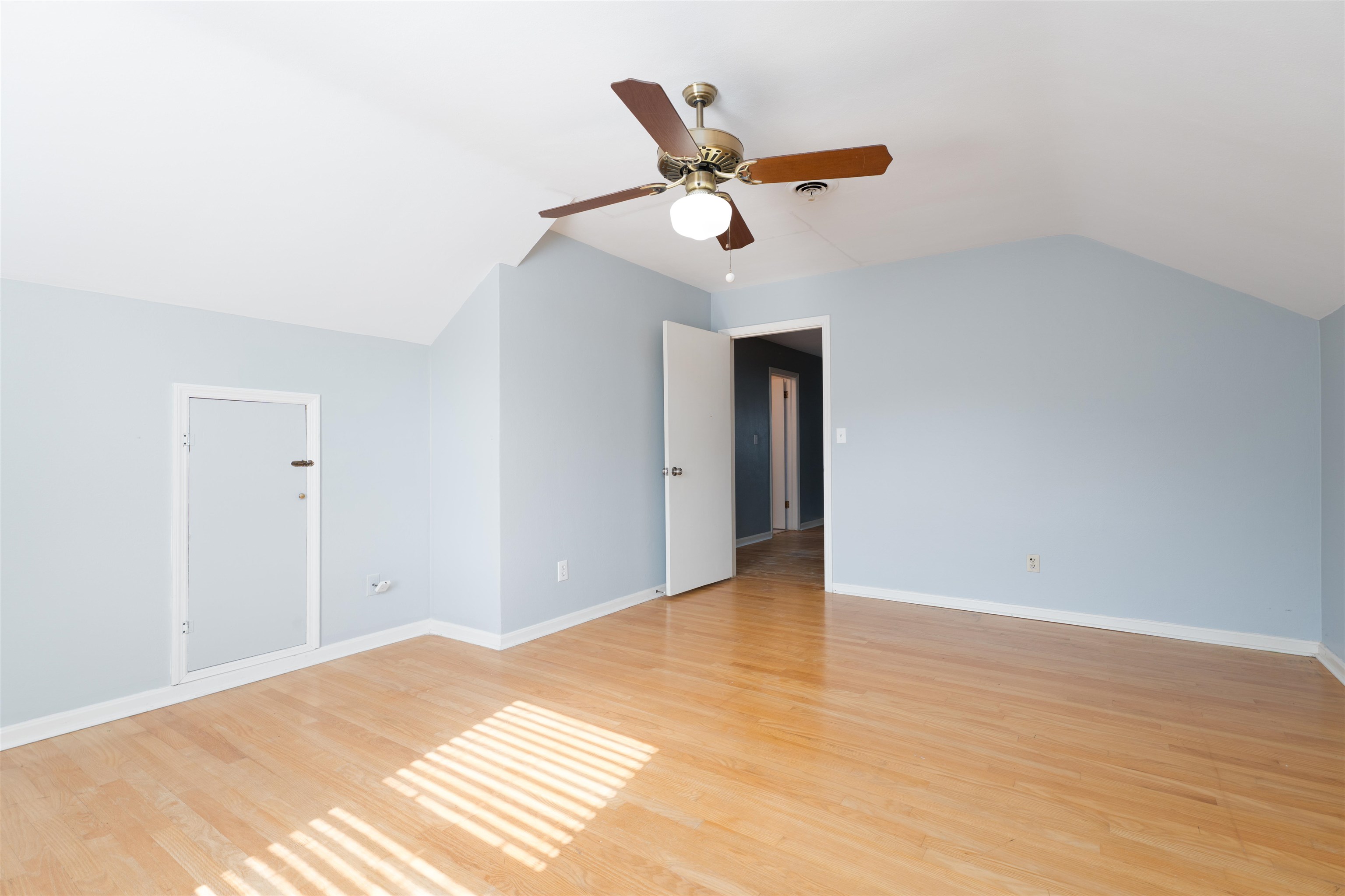 1413 Tamarack Rd, Owensboro, Kentucky 42301, 5 Bedrooms Bedrooms, ,2 BathroomsBathrooms,Single Family Residence,For Sale,Tamarack Rd,93065