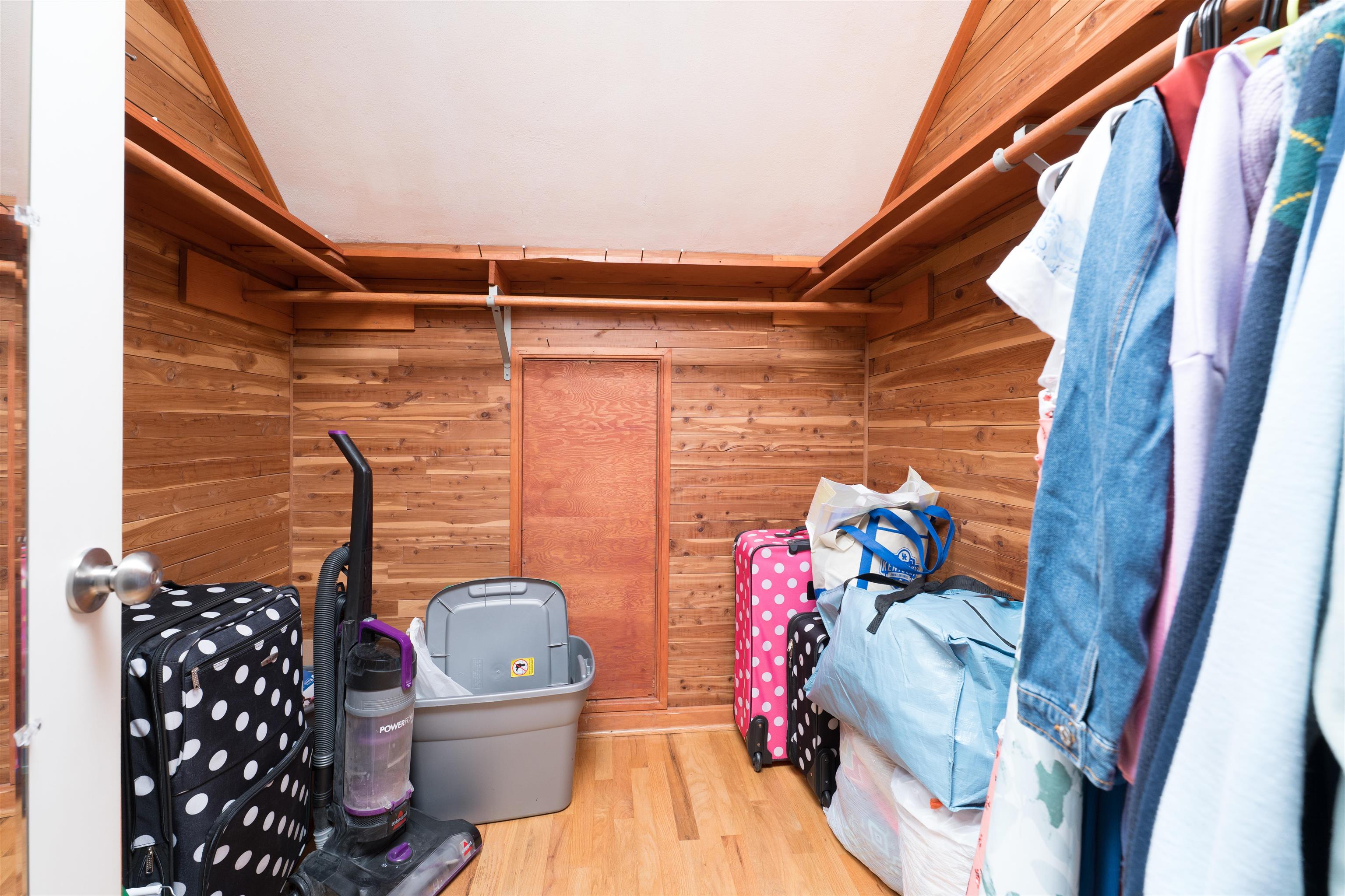 1413 Tamarack Rd, Owensboro, Kentucky 42301, 5 Bedrooms Bedrooms, ,2 BathroomsBathrooms,Single Family Residence,For Sale,Tamarack Rd,93065