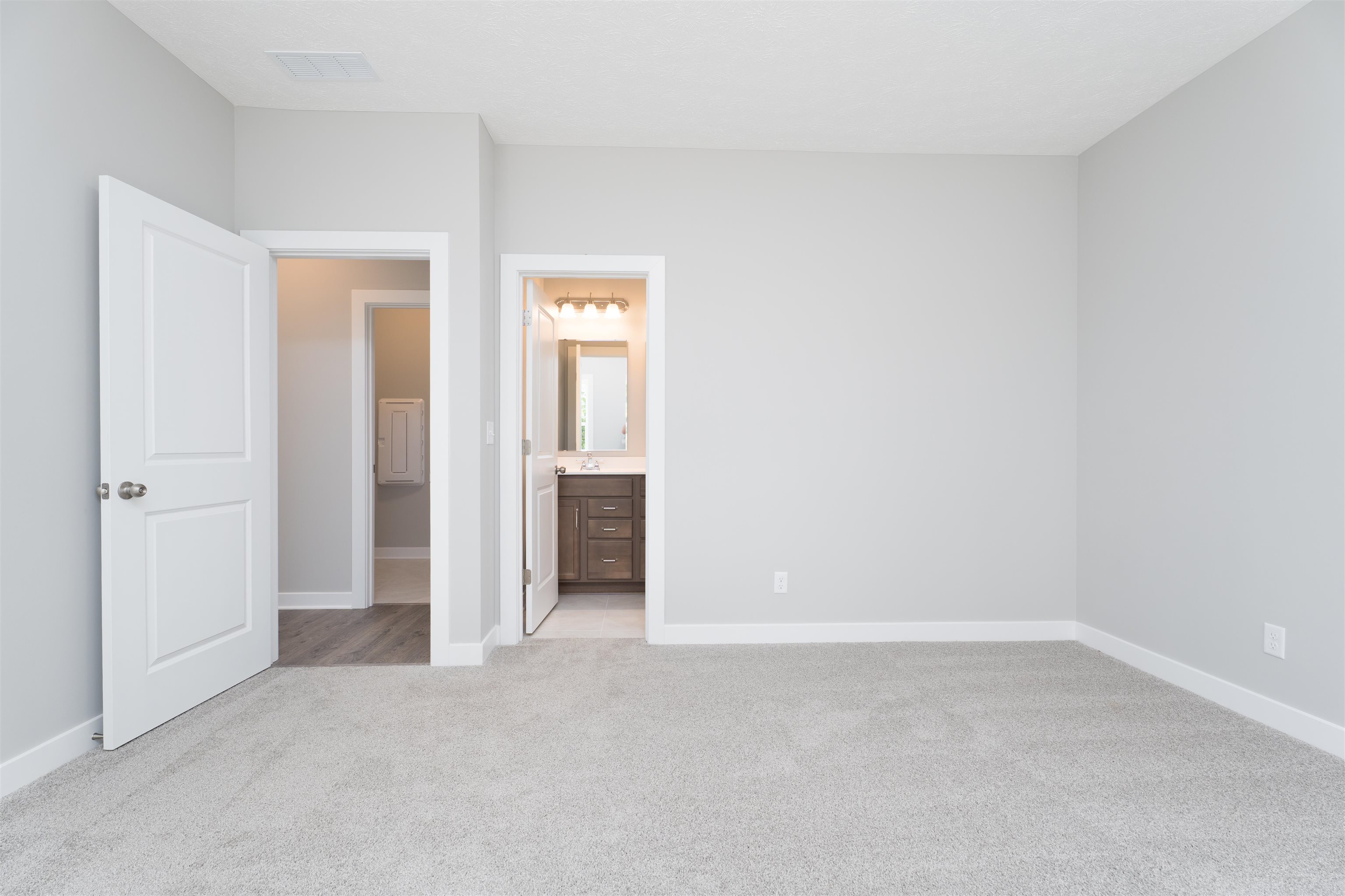 558 Alabaster Ln, Owensboro, Kentucky 42301, 3 Bedrooms Bedrooms, ,2 BathroomsBathrooms,Single Family Residence,For Sale,Alabaster Ln,93074