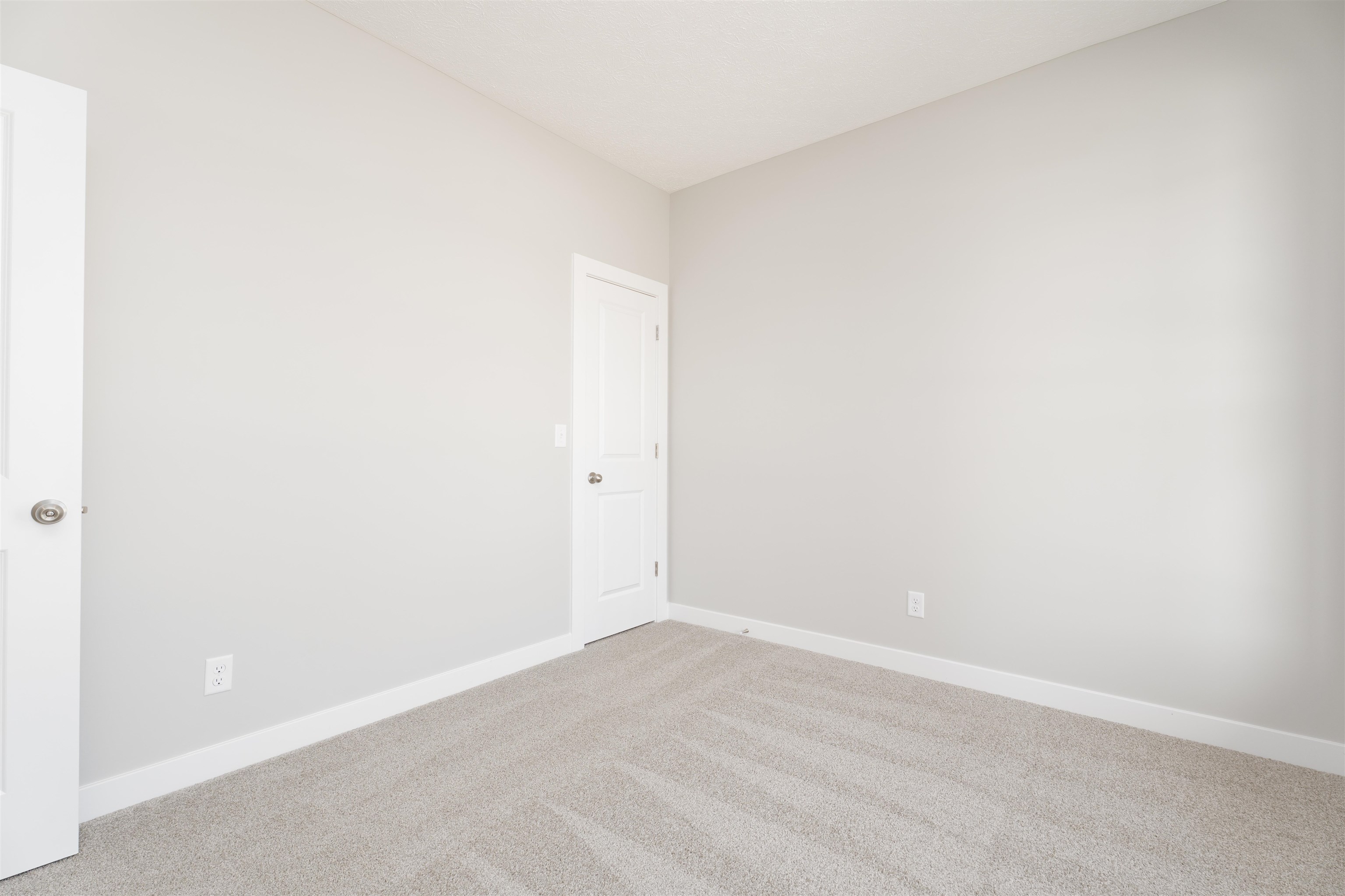 558 Alabaster Ln, Owensboro, Kentucky 42301, 3 Bedrooms Bedrooms, ,2 BathroomsBathrooms,Single Family Residence,For Sale,Alabaster Ln,93074