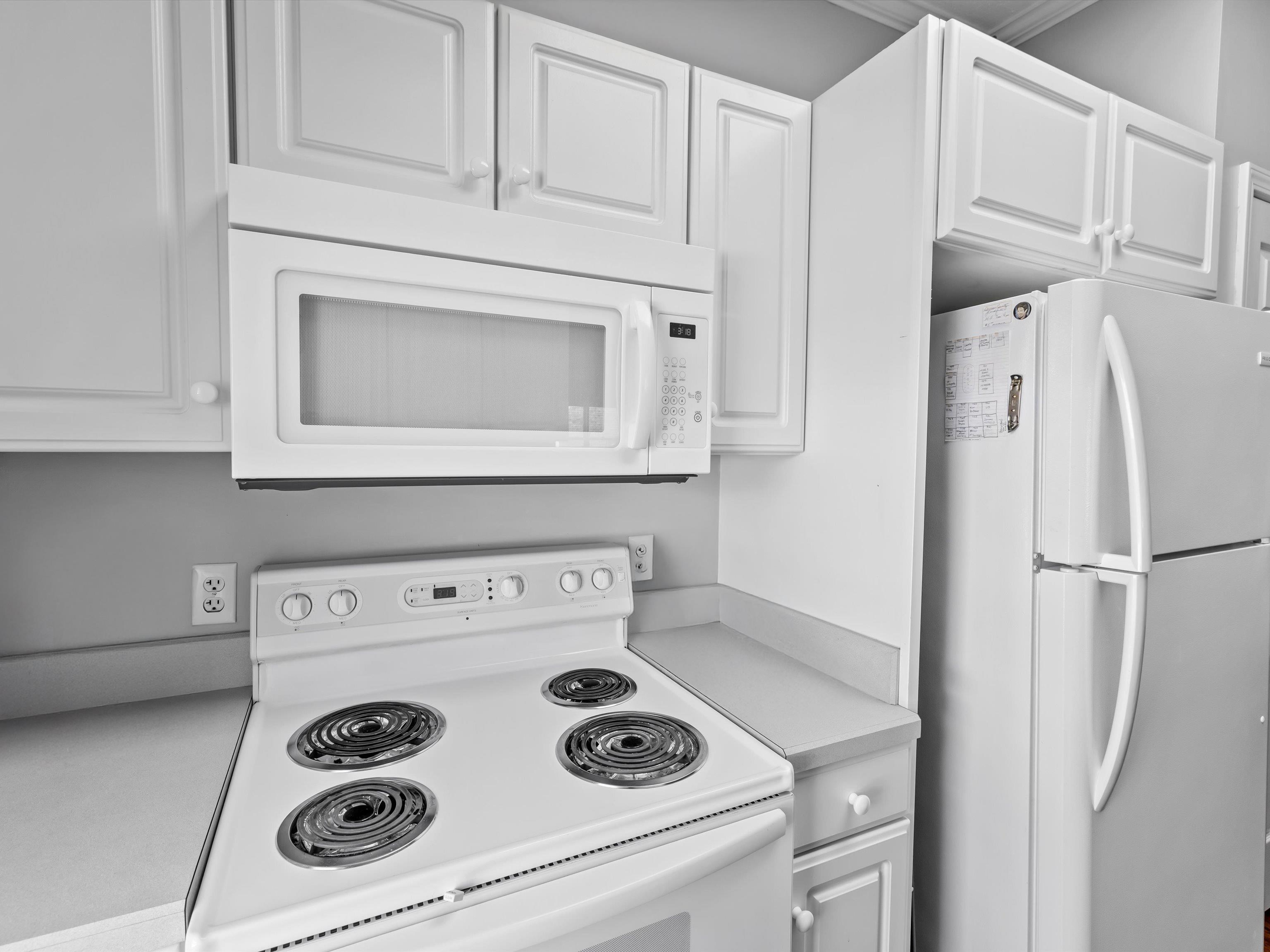 921 1st Street, Owensboro, Kentucky 42301-0687, 2 Bedrooms Bedrooms, ,2 BathroomsBathrooms,Single Family Residence,For Sale,1st Street,93082