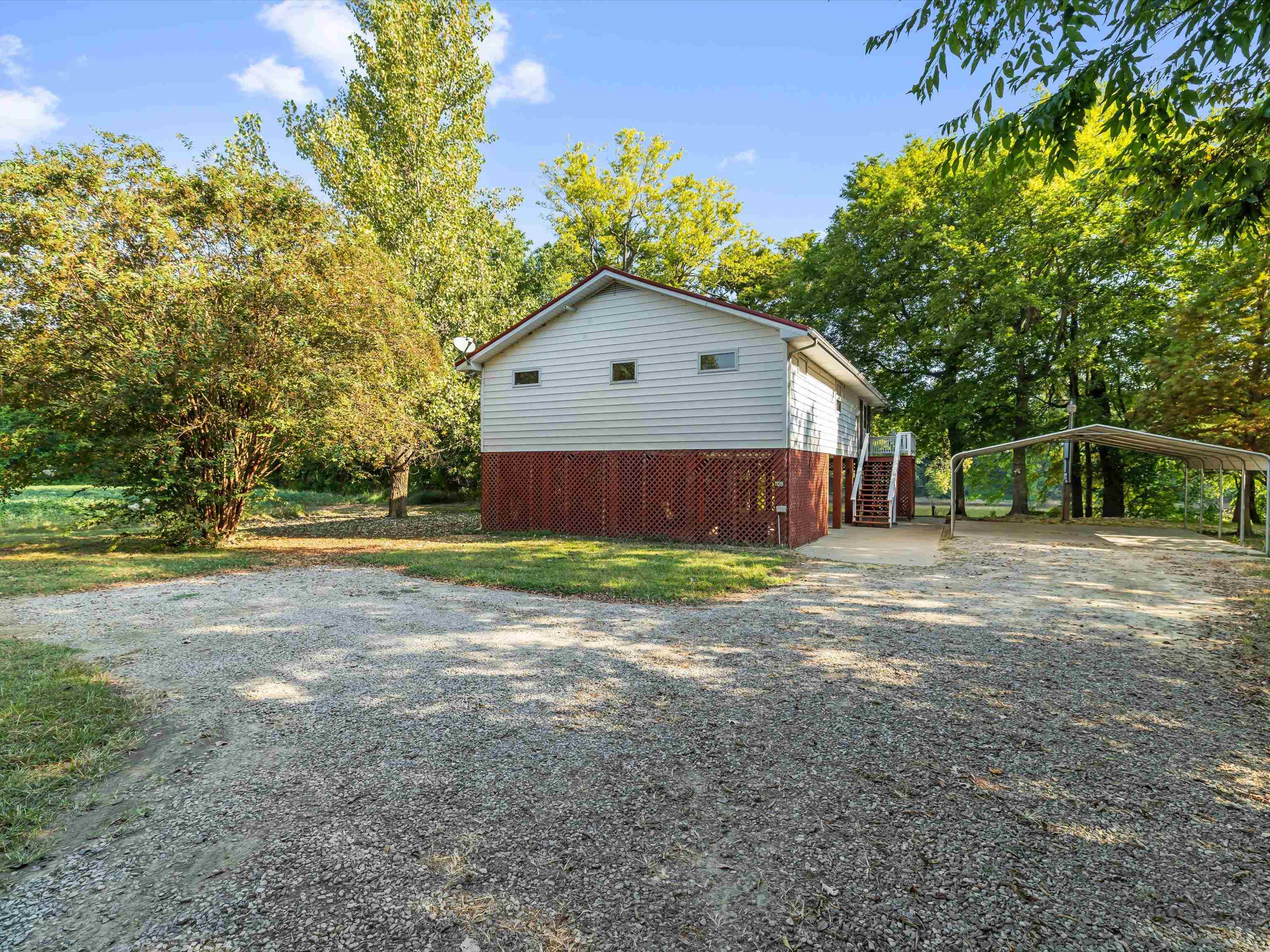 1128 HWY 138, Rumsey, Kentucky 42371, 2 Bedrooms Bedrooms, ,1 BathroomBathrooms,Single Family Residence,For Sale,HWY 138,93094