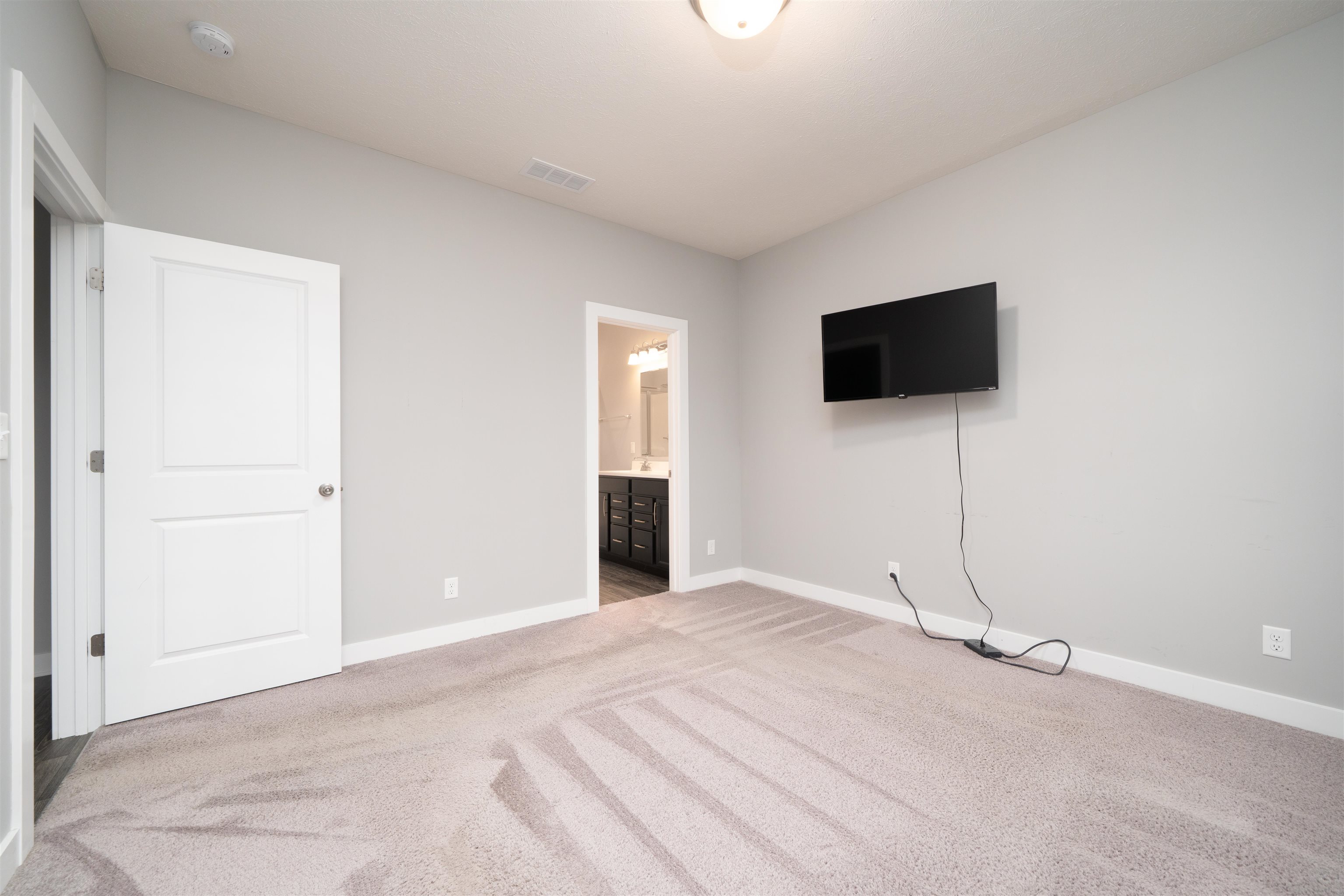 2378 Ottawa Dr, Owensboro, Kentucky 42301, 3 Bedrooms Bedrooms, ,2 BathroomsBathrooms,Single Family Residence,For Sale,Ottawa Dr,93098