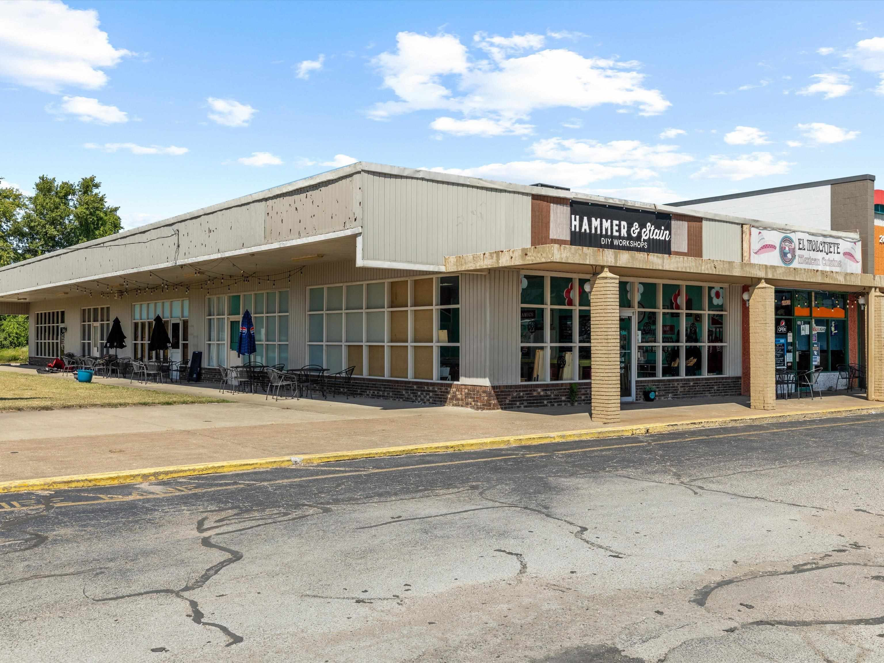 2845 Parrish Avenue, Owensboro, Kentucky 42301, ,Retail,For Sale,Parrish Avenue,93104