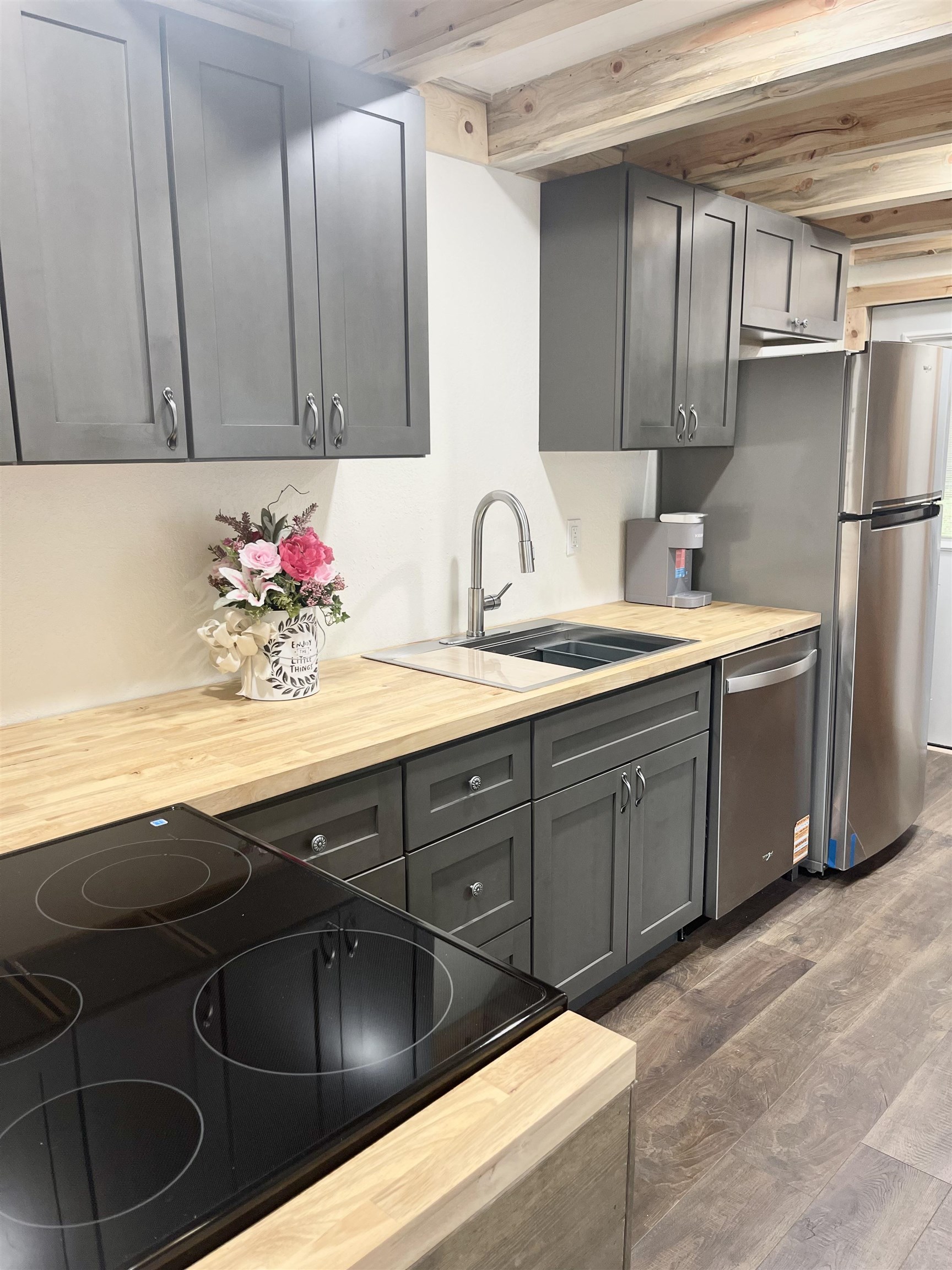 509 Omega Street, Owensboro, Kentucky 42301, 1 Bedroom Bedrooms, ,1 BathroomBathrooms,Single Family Residence,For Sale,Omega Street,93138