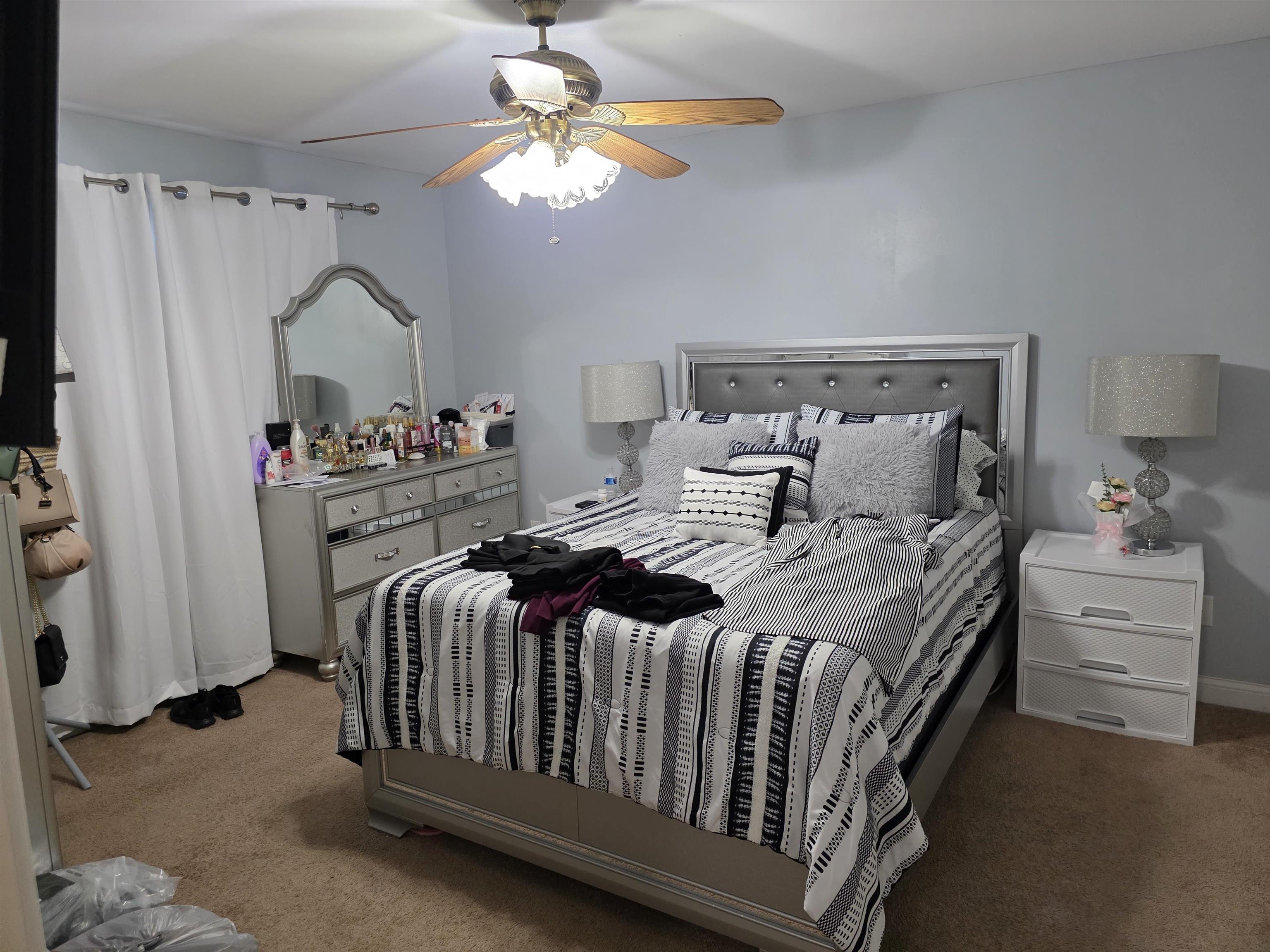 3815 Fogle Dr, Owensboro, Kentucky 42301, 4 Bedrooms Bedrooms, ,2 BathroomsBathrooms,Single Family Residence,For Sale,Fogle Dr,93140