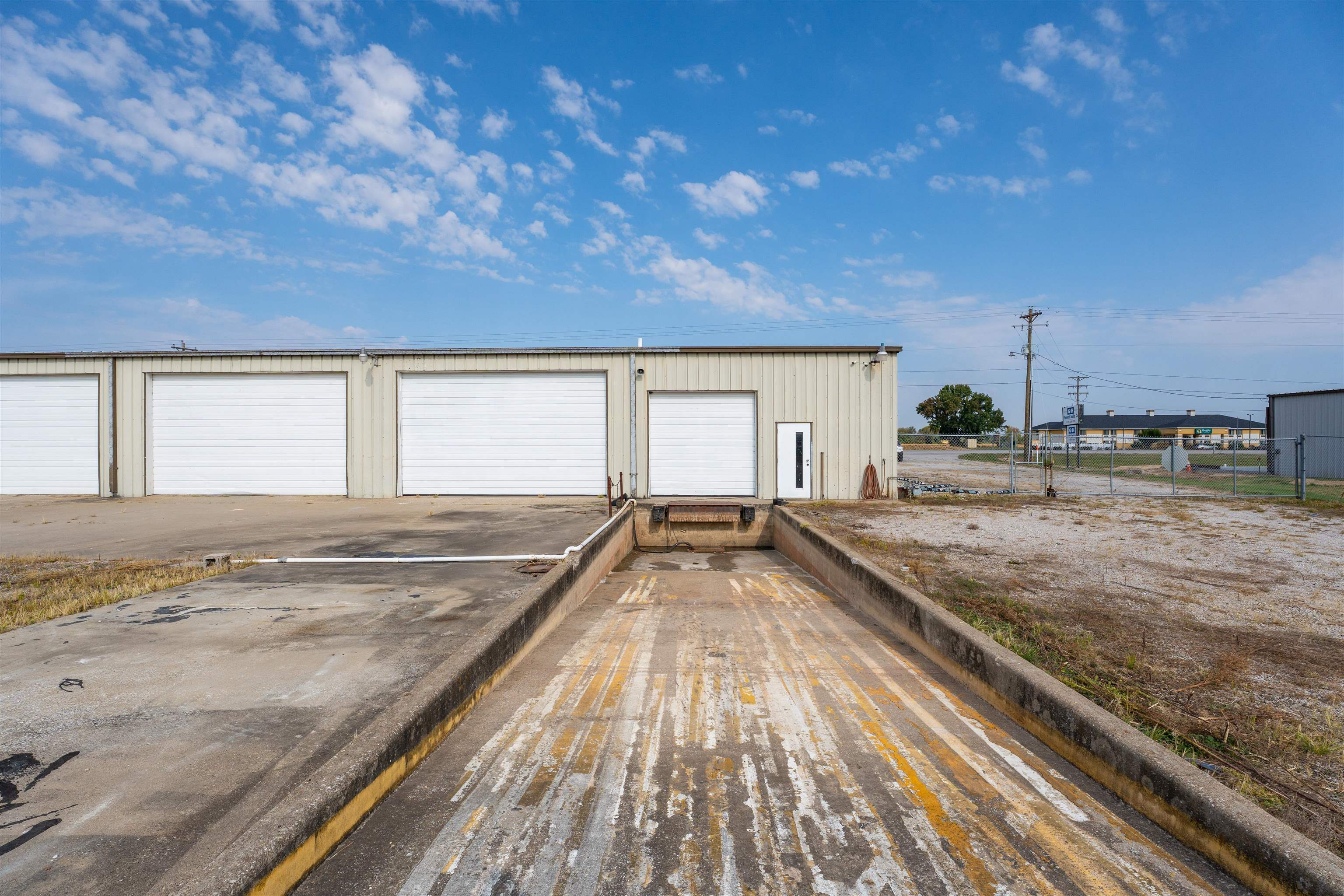 9075 Highway 60, Lewisport, Kentucky 42351, ,Mixed Use,For Sale,Highway 60,93144