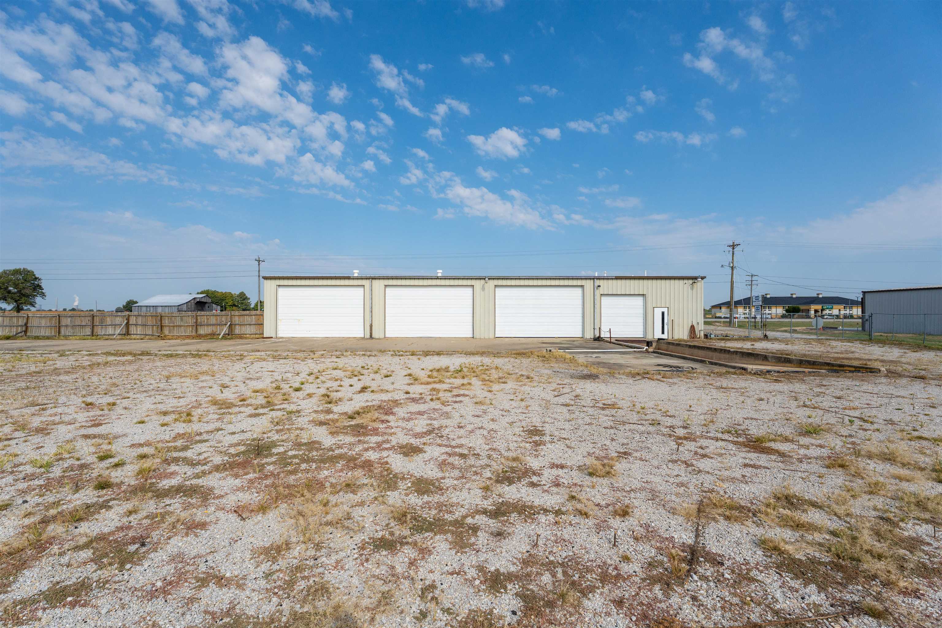 9075 Highway 60, Lewisport, Kentucky 42351, ,Mixed Use,For Sale,Highway 60,93145