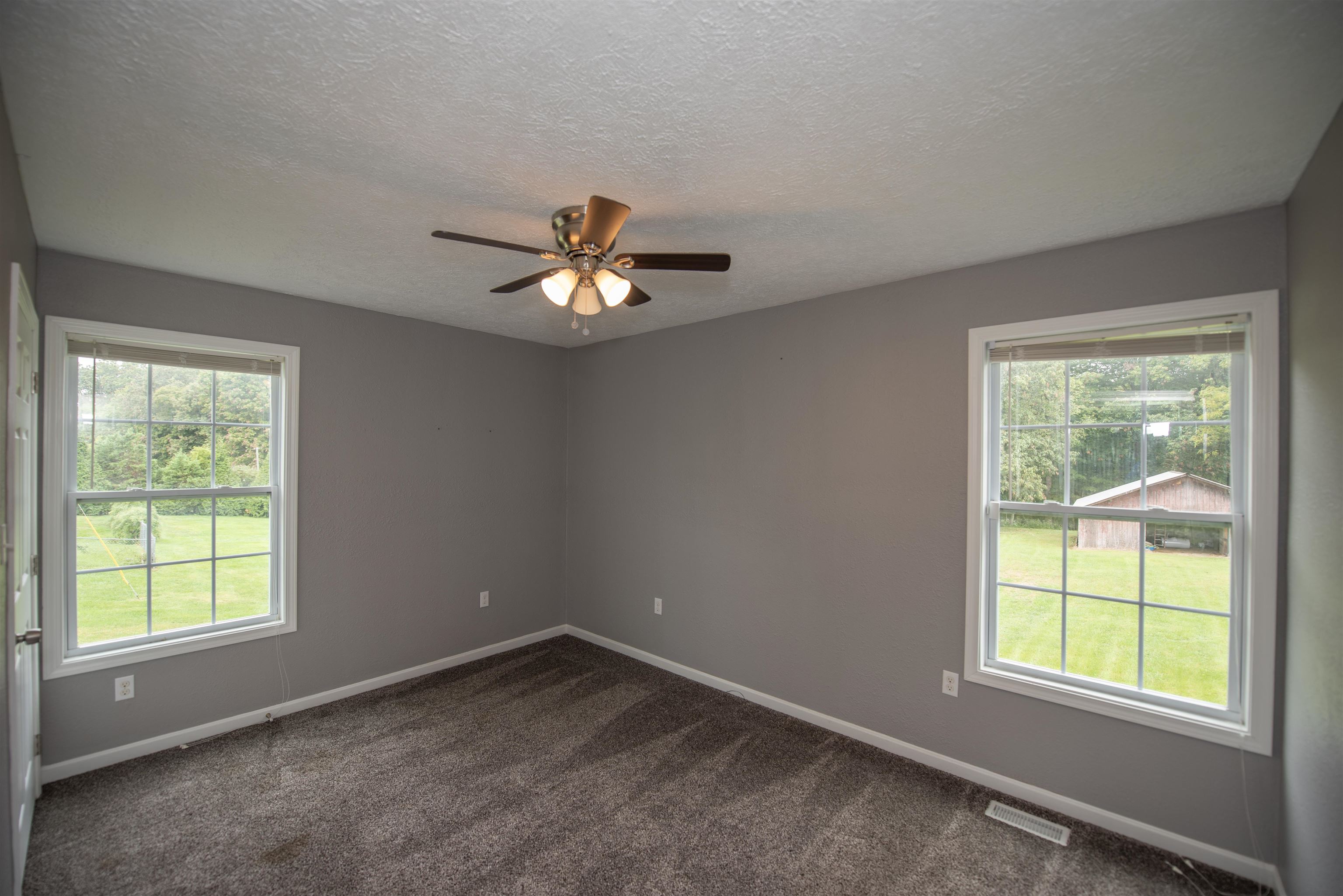 2173 Rogersville Rd, Radcliff, Kentucky 40160, 5 Bedrooms Bedrooms, ,4 BathroomsBathrooms,Ranch,For Sale,Rogersville Rd,93166