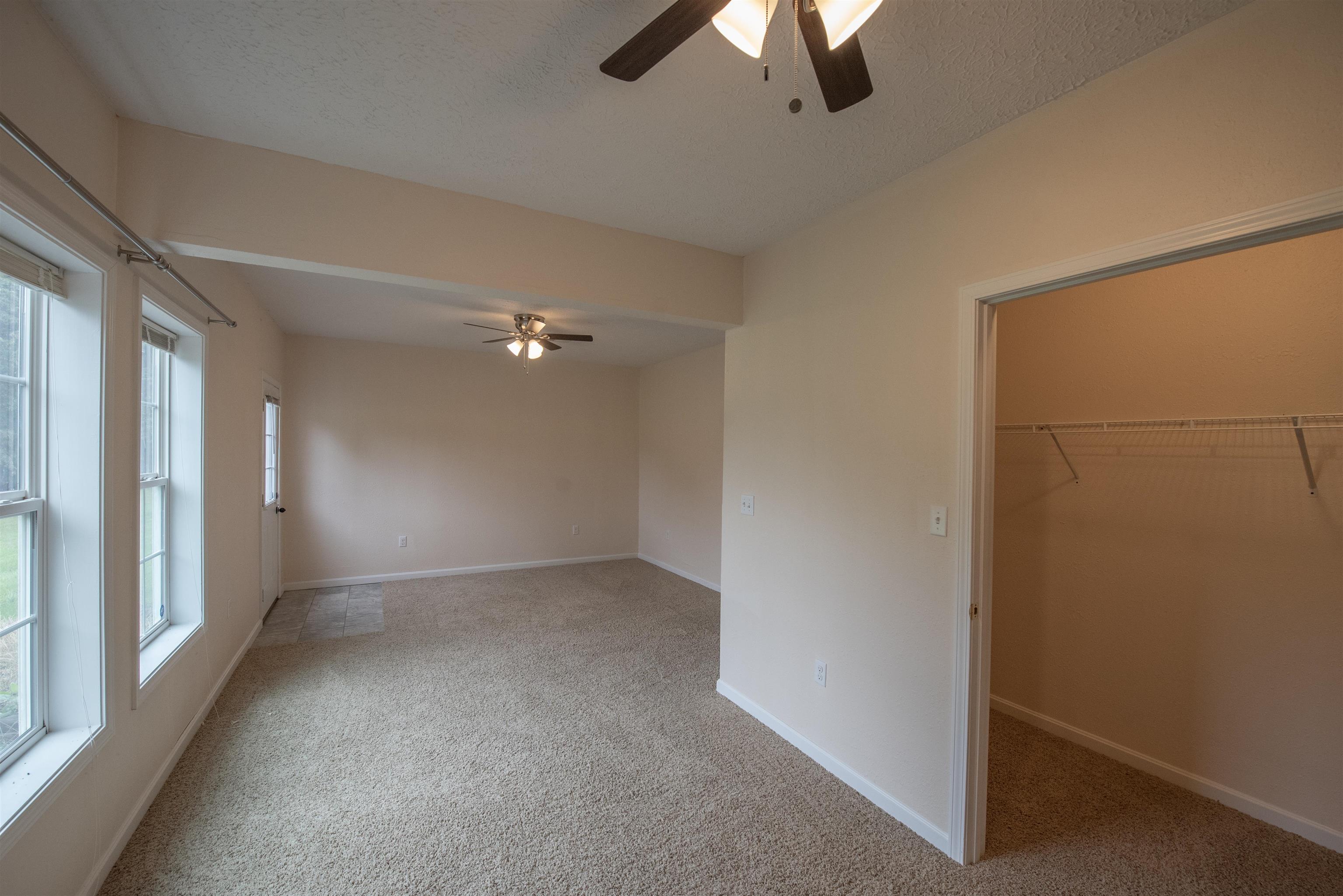 2173 Rogersville Rd, Radcliff, Kentucky 40160, 5 Bedrooms Bedrooms, ,4 BathroomsBathrooms,Ranch,For Sale,Rogersville Rd,93166