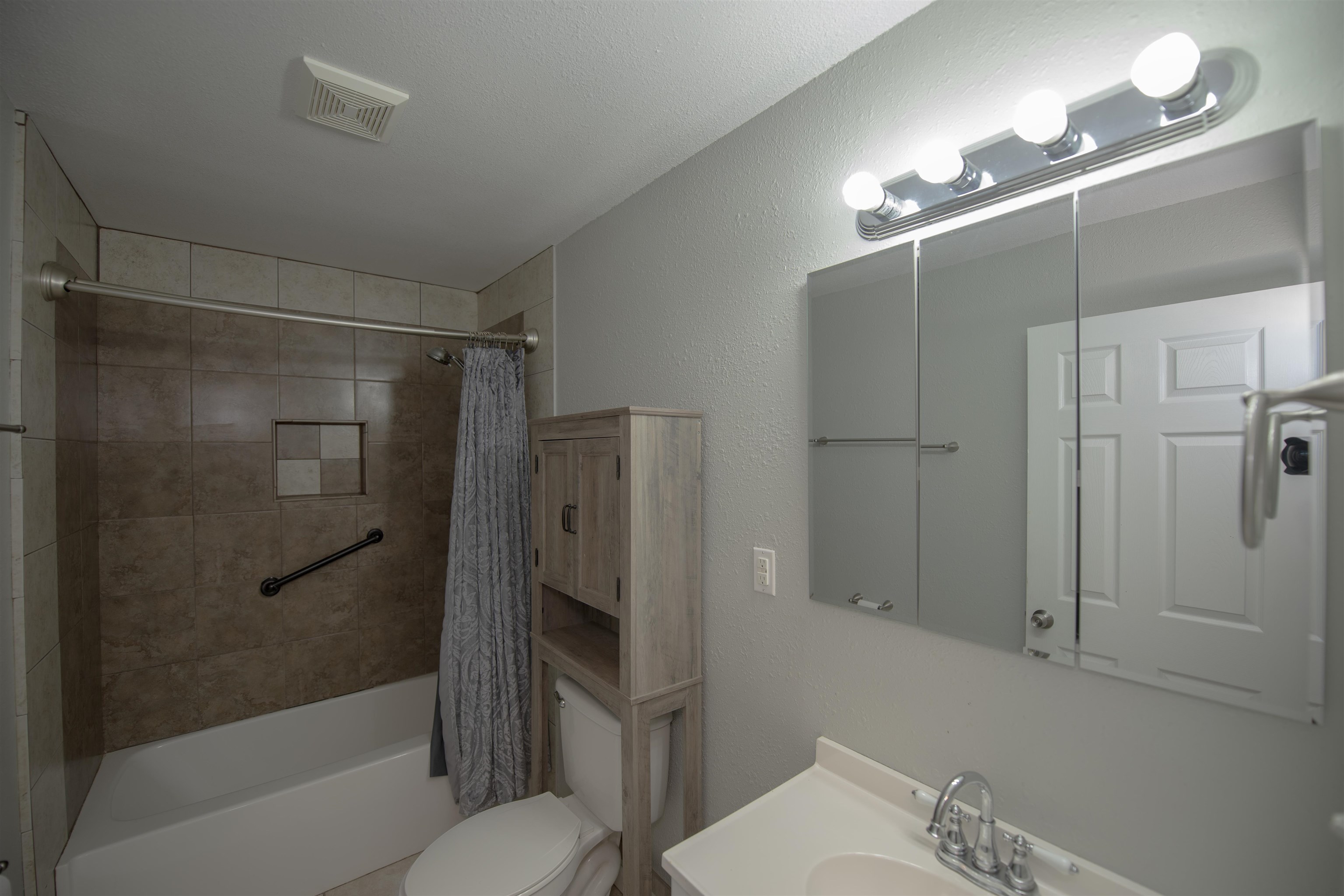 2173 Rogersville Rd, Radcliff, Kentucky 40160, 5 Bedrooms Bedrooms, ,4 BathroomsBathrooms,Ranch,For Sale,Rogersville Rd,93166