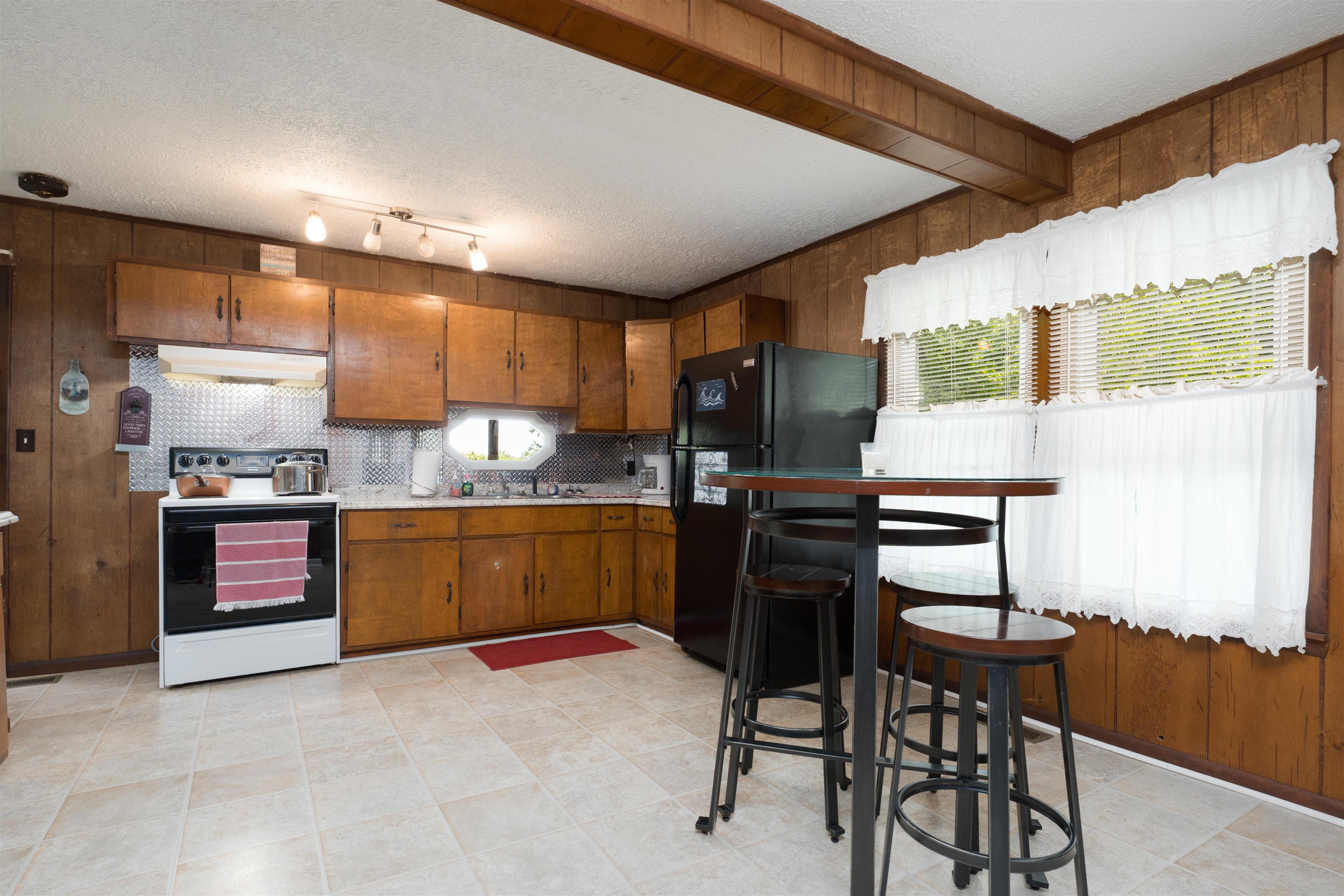 150 Highbanks Ferry Rd, Slaughters, Kentucky 42456, 2 Bedrooms Bedrooms, ,1 BathroomBathrooms,Single Family Residence,For Sale,Highbanks Ferry Rd,93170