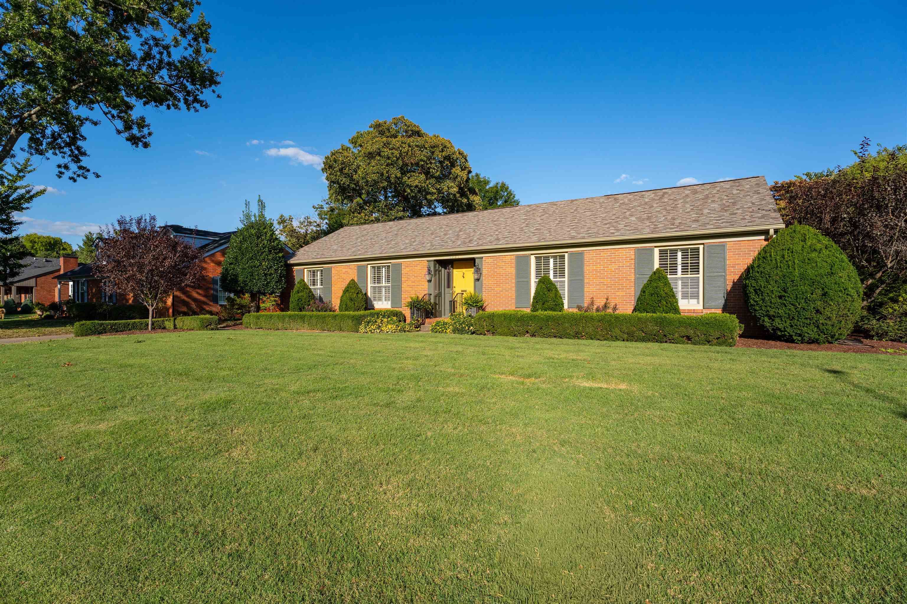 1927 Eaton Ave, Owensboro, Kentucky 42301, 4 Bedrooms Bedrooms, ,3 BathroomsBathrooms,Single Family Residence,For Sale,Eaton Ave,93197