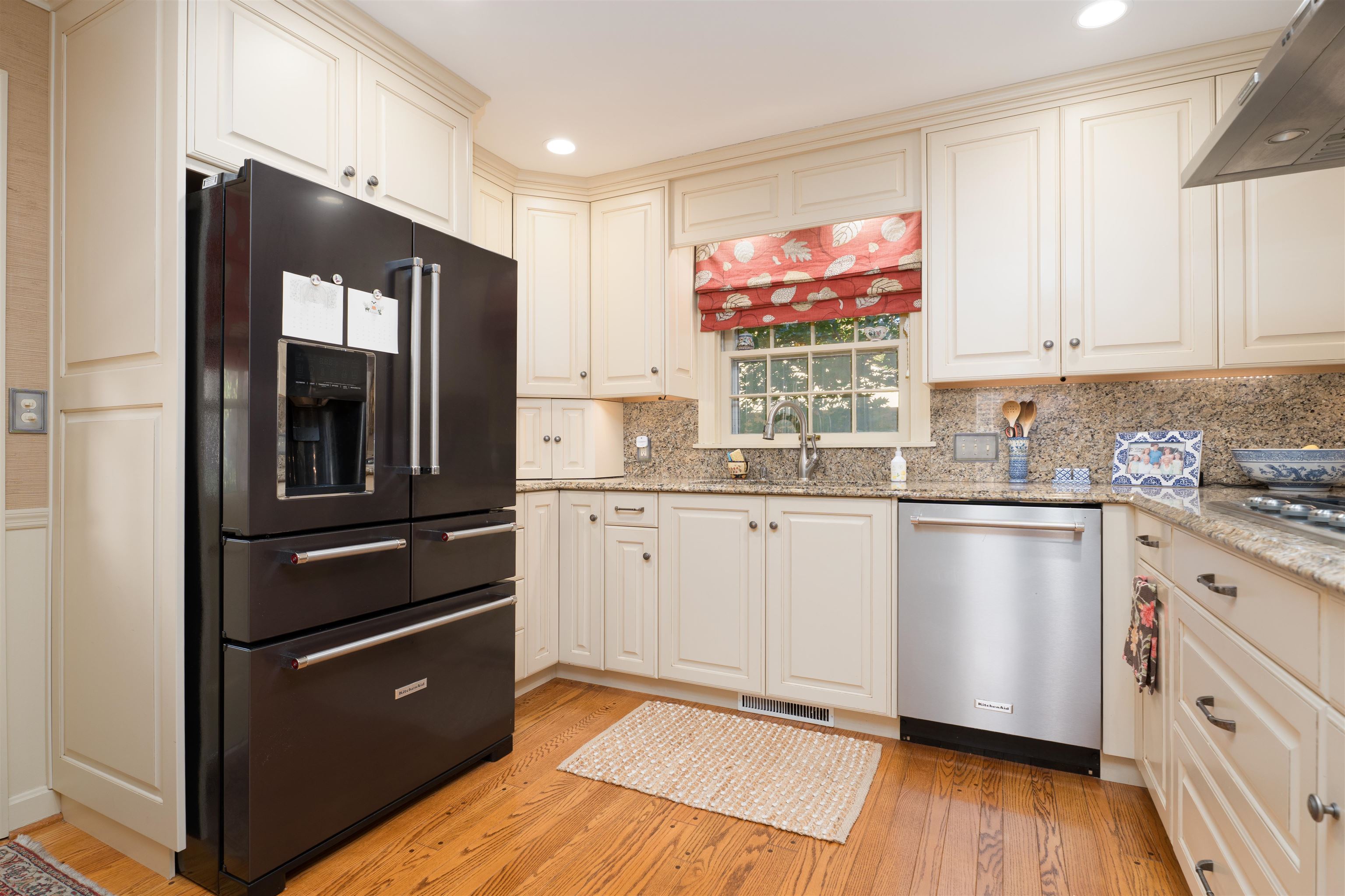 1927 Eaton Ave, Owensboro, Kentucky 42301, 4 Bedrooms Bedrooms, ,3 BathroomsBathrooms,Single Family Residence,For Sale,Eaton Ave,93197