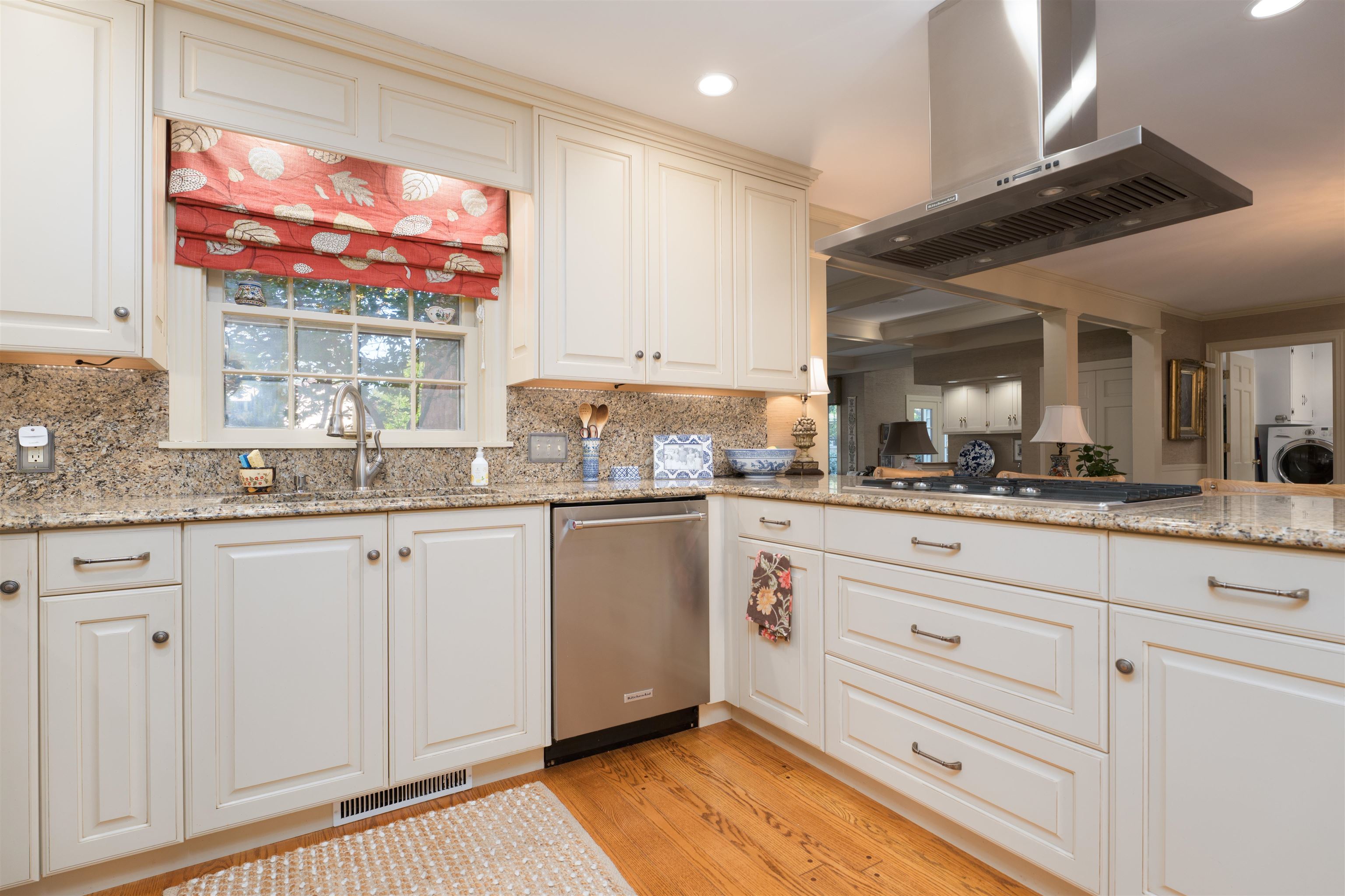 1927 Eaton Ave, Owensboro, Kentucky 42301, 4 Bedrooms Bedrooms, ,3 BathroomsBathrooms,Single Family Residence,For Sale,Eaton Ave,93197