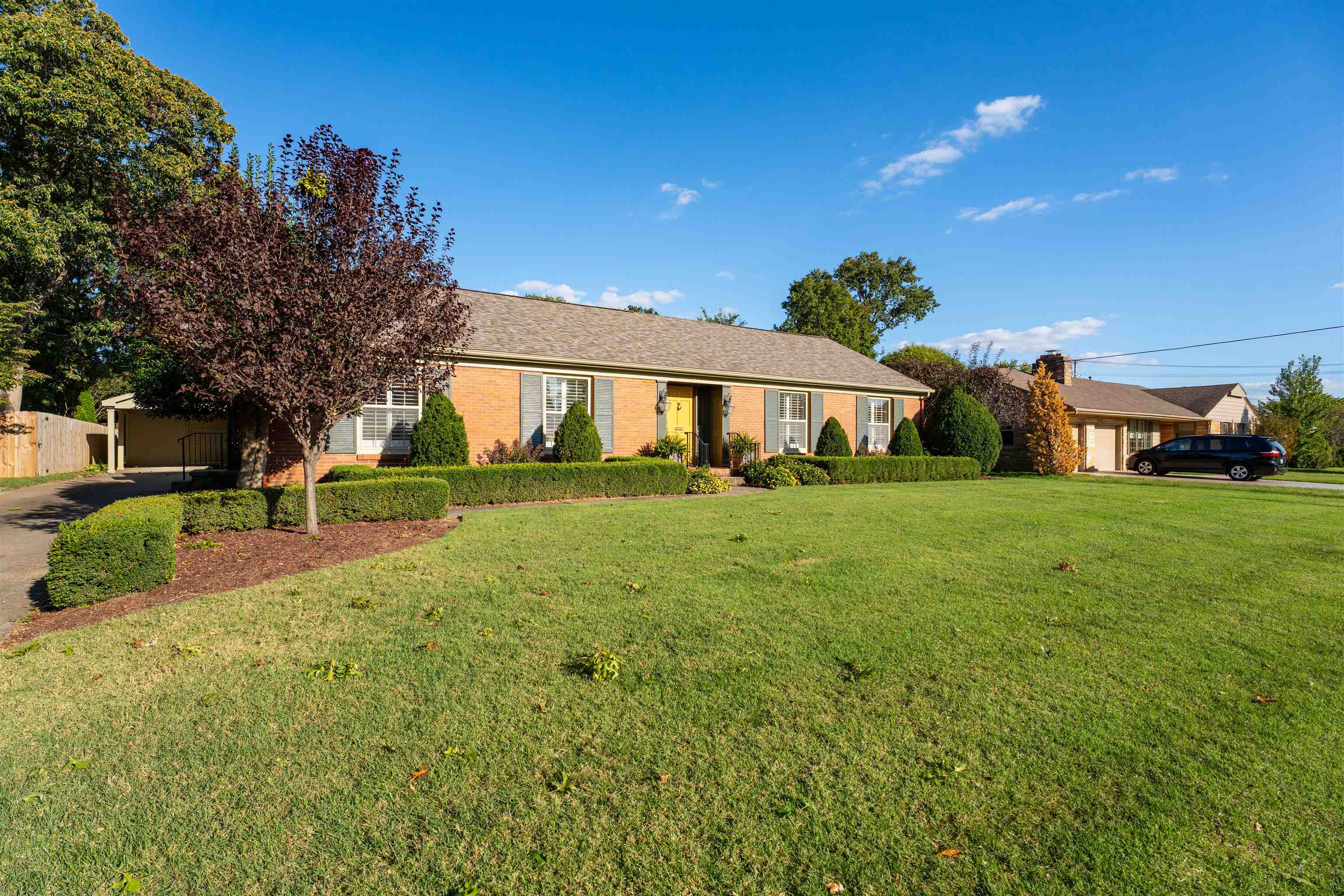 1927 Eaton Ave, Owensboro, Kentucky 42301, 4 Bedrooms Bedrooms, ,3 BathroomsBathrooms,Single Family Residence,For Sale,Eaton Ave,93197