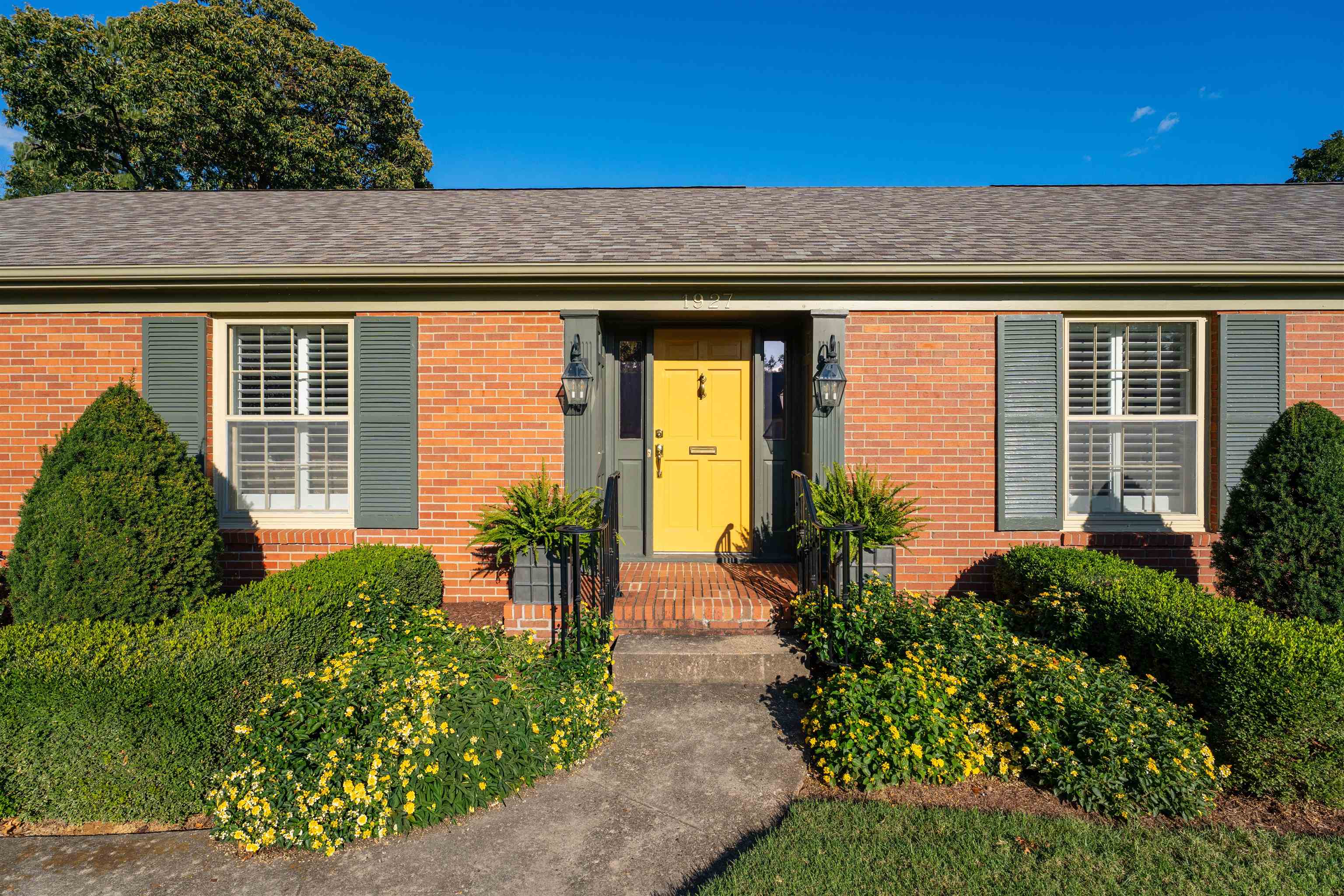 1927 Eaton Ave, Owensboro, Kentucky 42301, 4 Bedrooms Bedrooms, ,3 BathroomsBathrooms,Single Family Residence,For Sale,Eaton Ave,93197